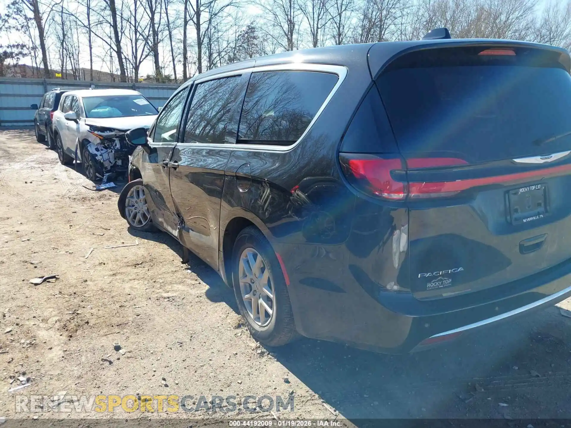 3 Photograph of a damaged car 2C4RC1BG9SR557951 CHRYSLER PACIFICA 2025