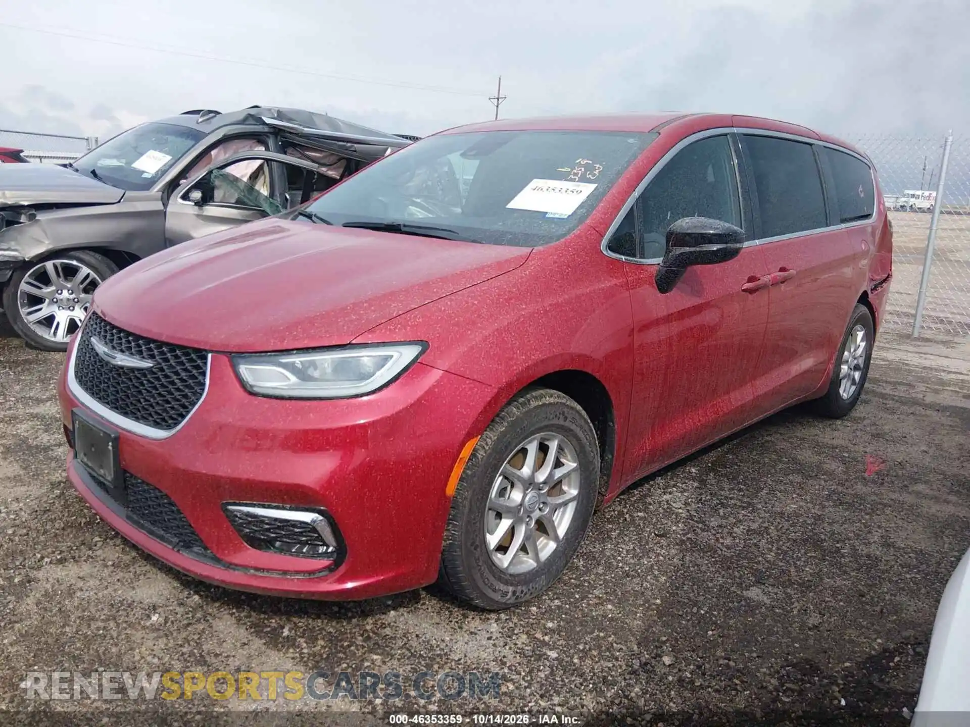 2 Photograph of a damaged car 2C4RC1BGXSR578923 CHRYSLER PACIFICA 2025