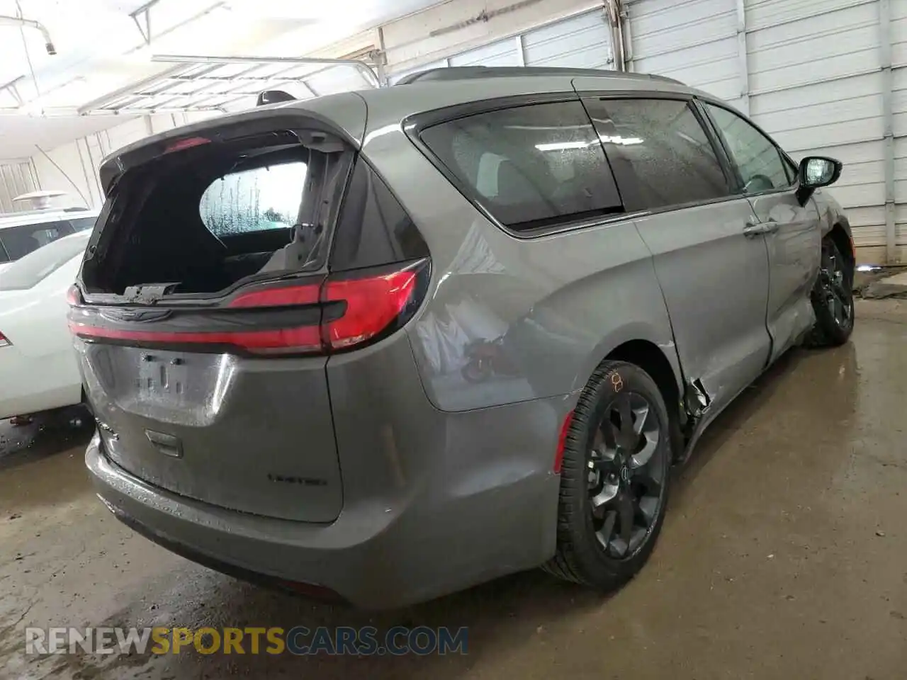 3 Photograph of a damaged car 2C4RC1GG0SR552937 CHRYSLER PACIFICA 2025