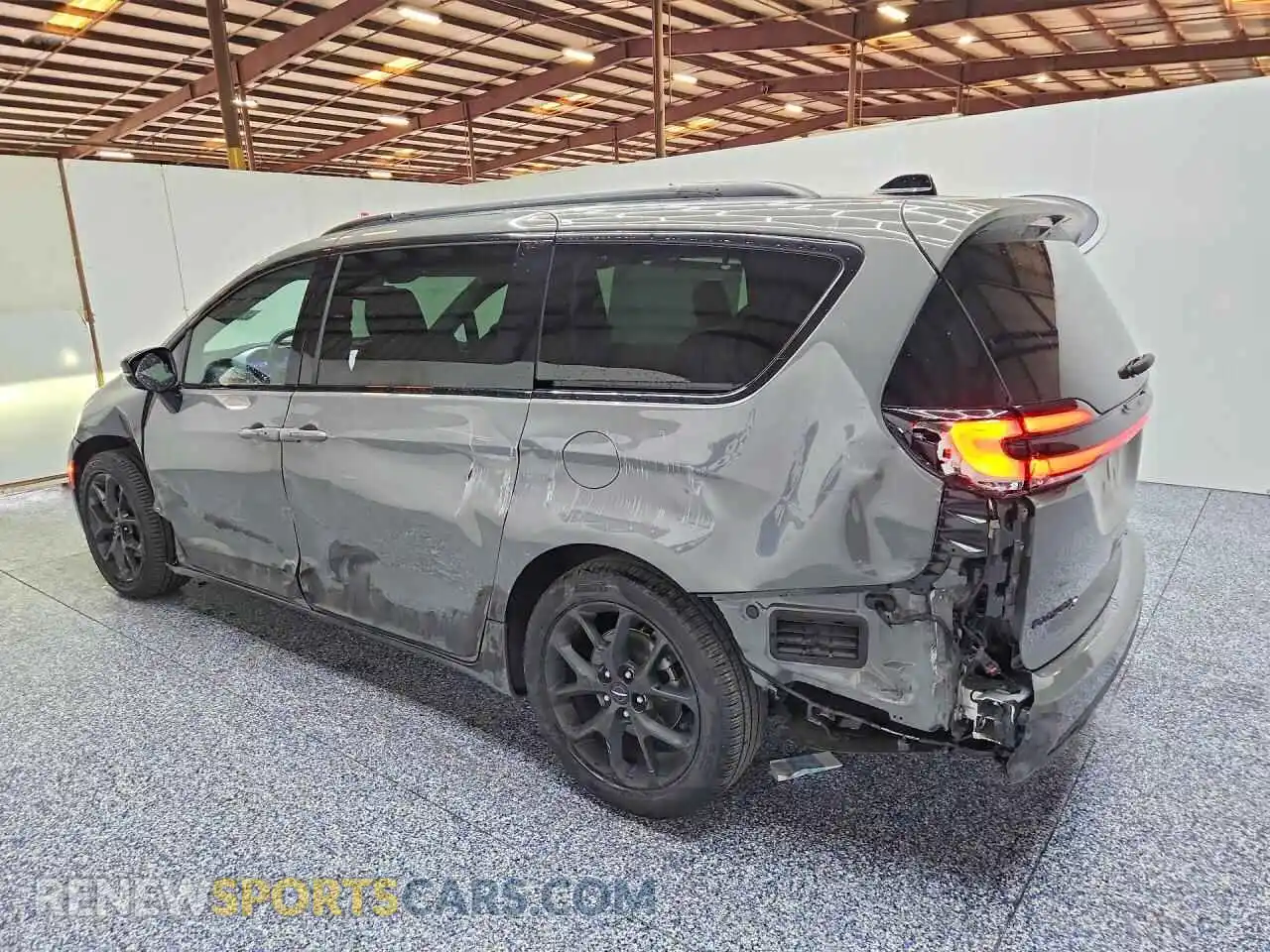 2 Фотография поврежденного автомобиля 2C4RC1GG3SR516451 CHRYSLER PACIFICA 2025