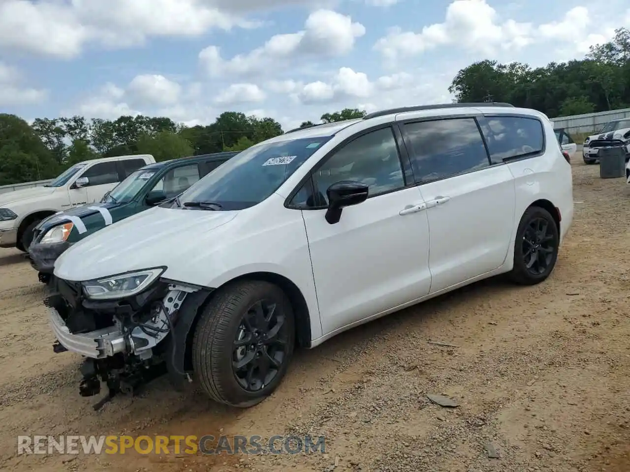 1 Photograph of a damaged car 2C4RC1GG6SR529369 CHRYSLER PACIFICA 2025