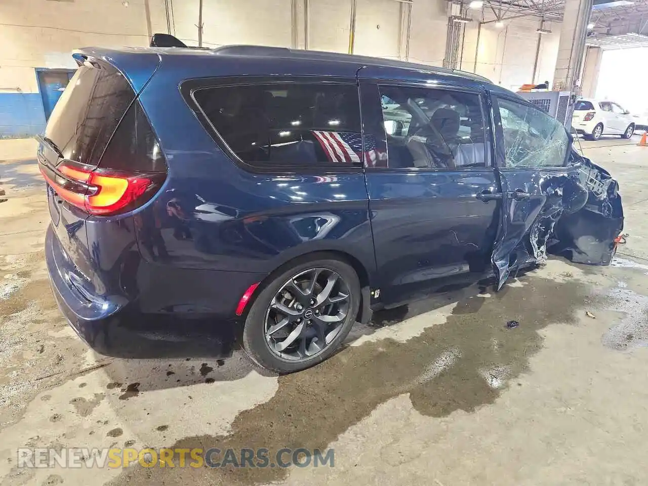 3 Фотография поврежденного автомобиля 2C4RC1GG6SR567863 CHRYSLER PACIFICA 2025
