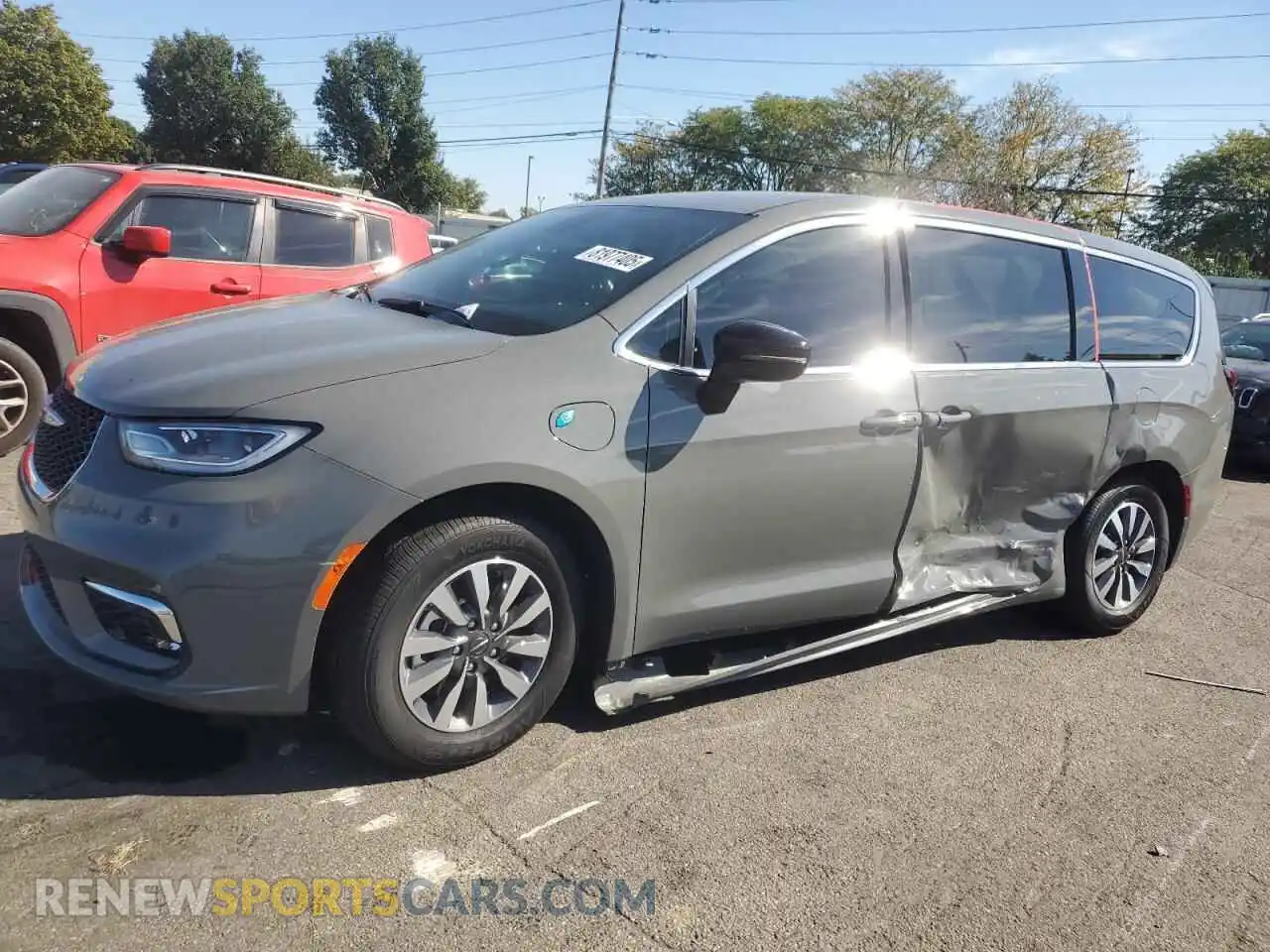1 Photograph of a damaged car 2C4RC1S73SR550154 CHRYSLER PACIFICA 2025