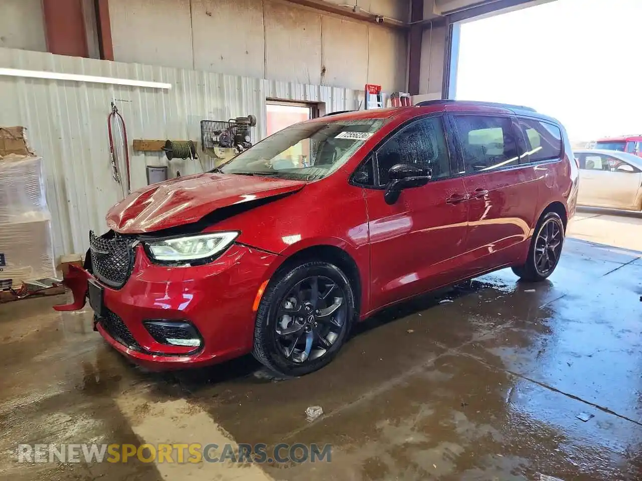 1 Photograph of a damaged car 2C4RC3GG3SR558727 CHRYSLER PACIFICA 2025