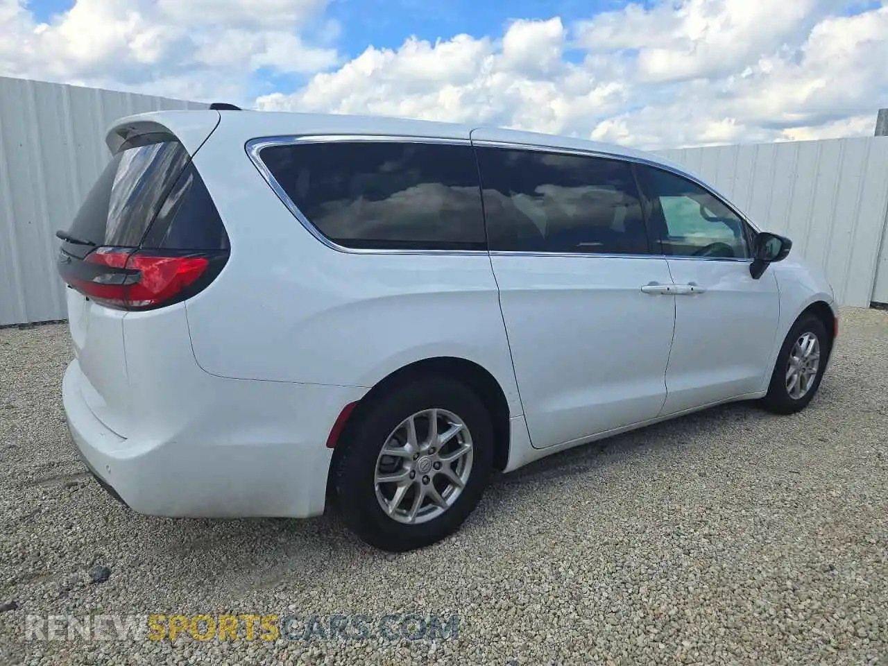3 Photograph of a damaged car 2C4RC1BG0TR179469 CHRYSLER PACIFICA 2026