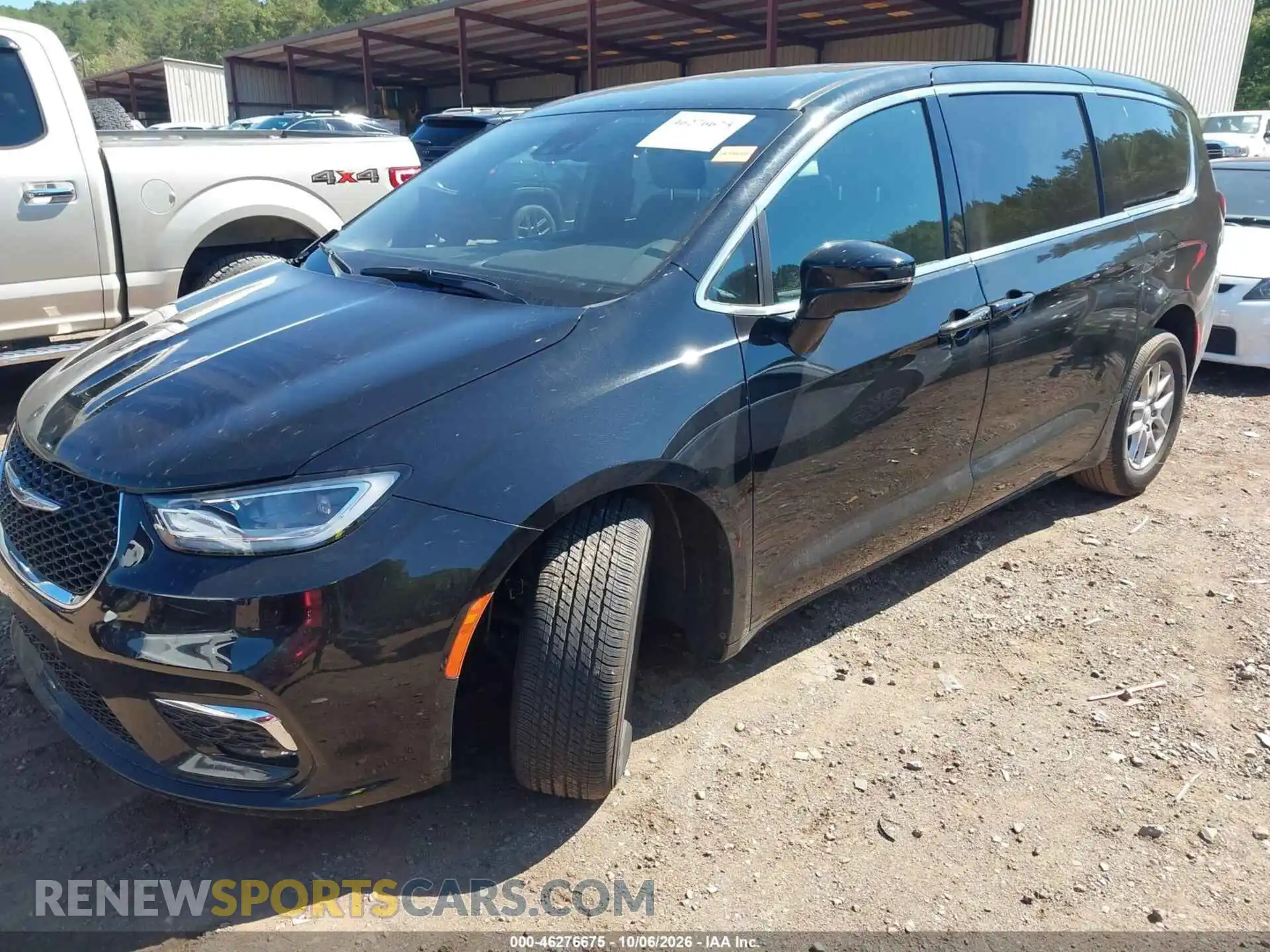 2 Photograph of a damaged car 2C4RC1BG1TR175320 CHRYSLER PACIFICA 2026