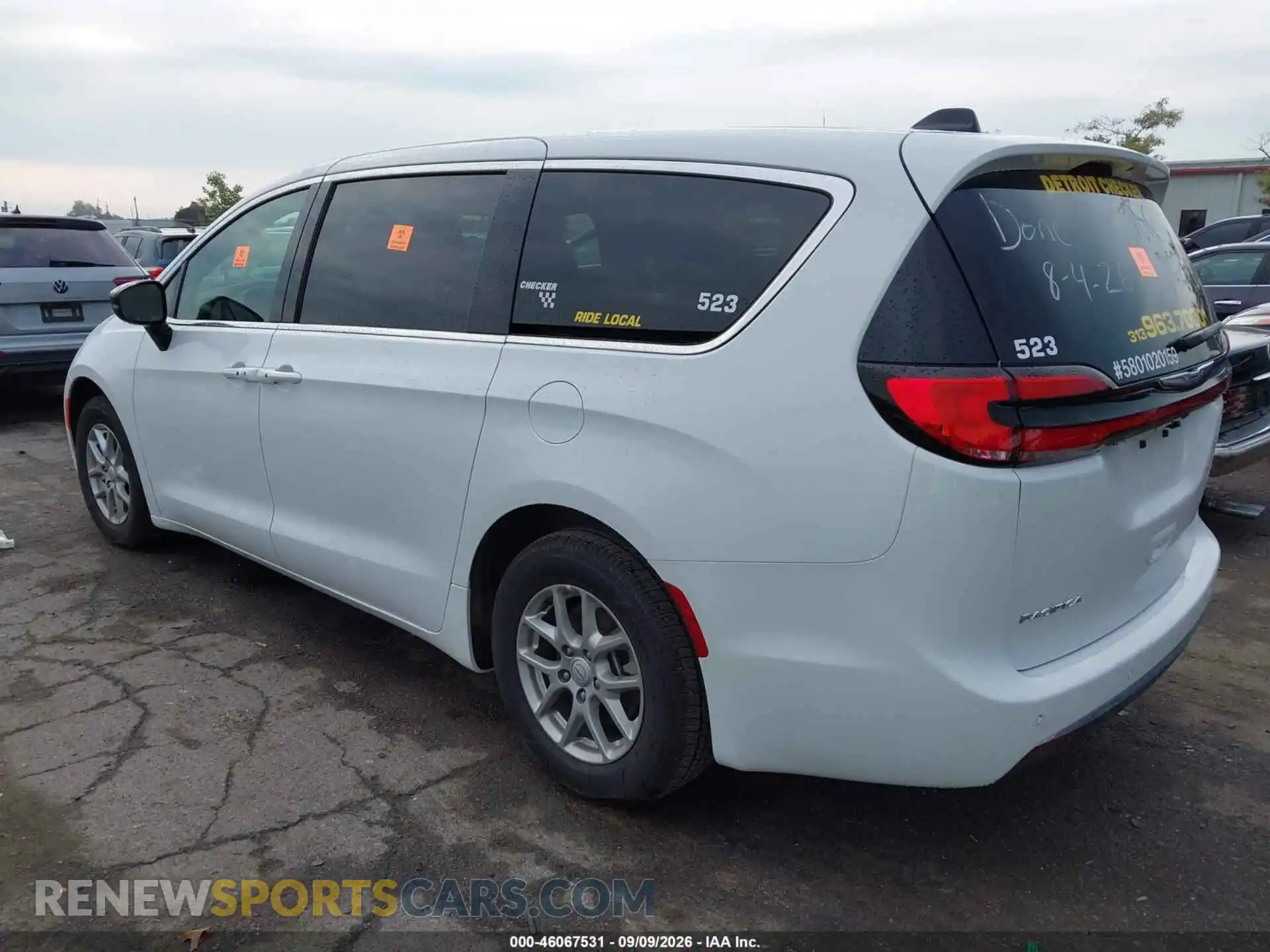 3 fotografías del automóvil dañado 2C4RC1BG1TR230445 CHRYSLER PACIFICA 2026