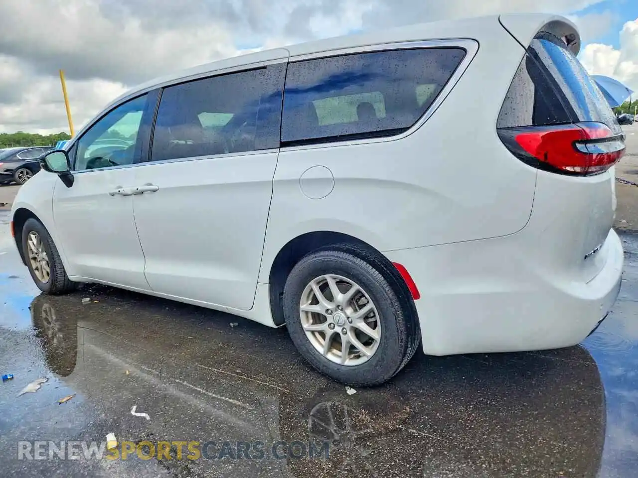 2 fotografías del automóvil dañado 2C4RC1BG2TR182616 CHRYSLER PACIFICA 2026