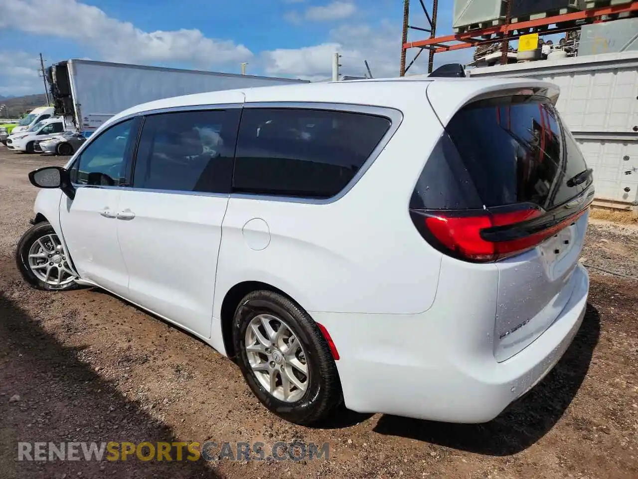 2 Photograph of a damaged car 2C4RC1BG2TR182924 CHRYSLER PACIFICA 2026