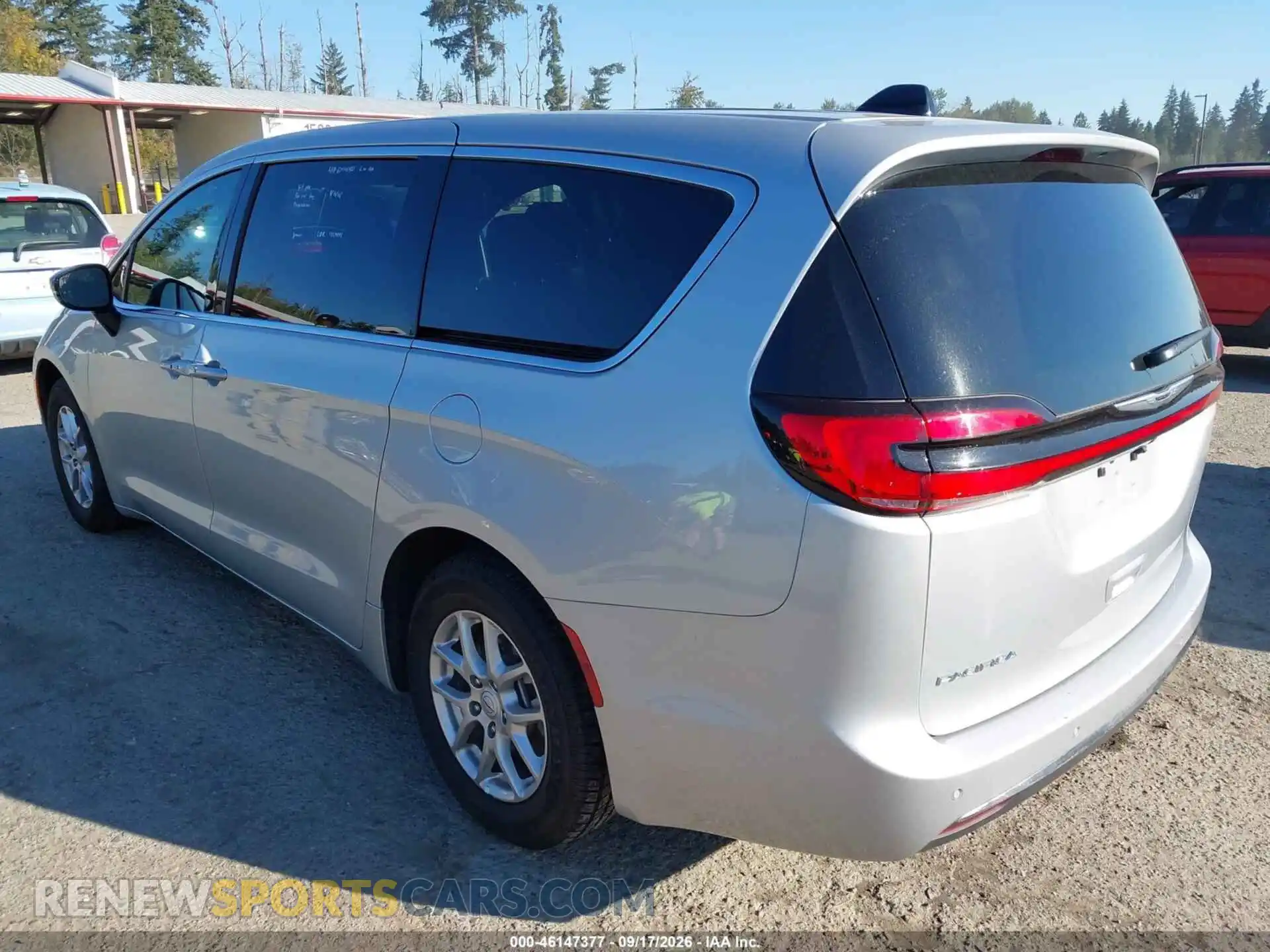 3 fotografías del automóvil dañado 2C4RC1BG2TR262725 CHRYSLER PACIFICA 2026