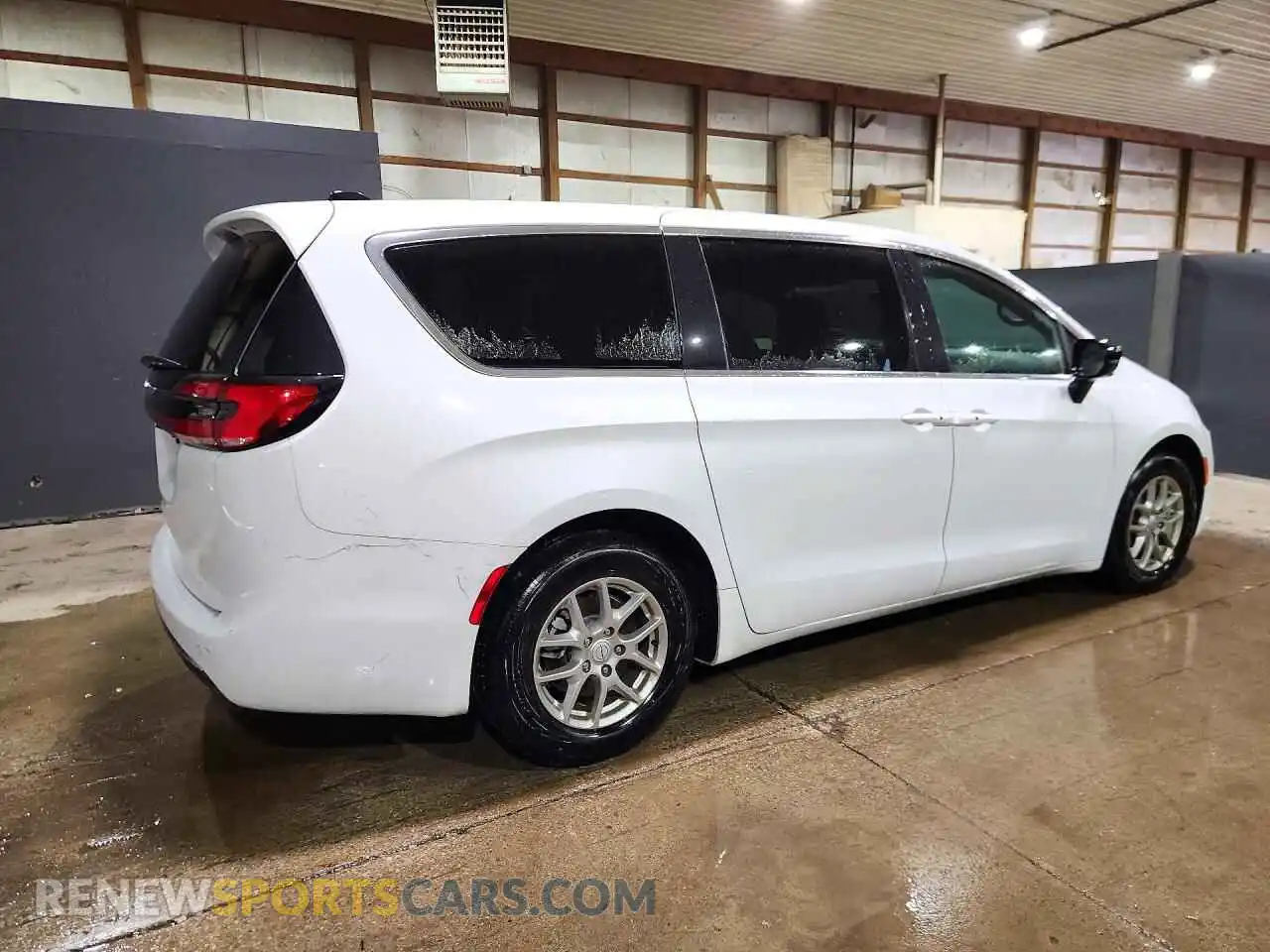 3 Photograph of a damaged car 2C4RC1BG2TR281873 CHRYSLER PACIFICA 2026