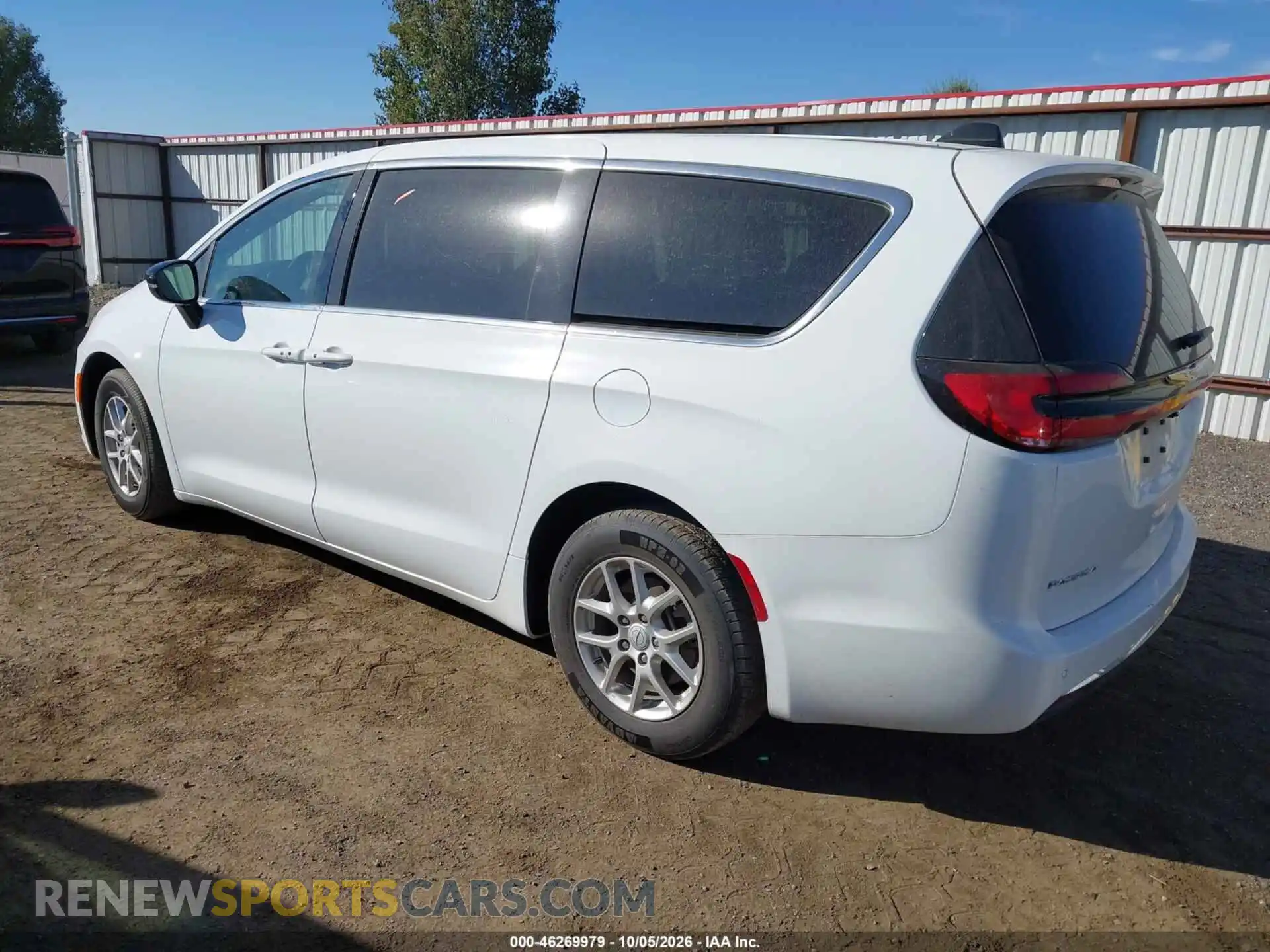 3 Photograph of a damaged car 2C4RC1BG3TR209306 CHRYSLER PACIFICA 2026