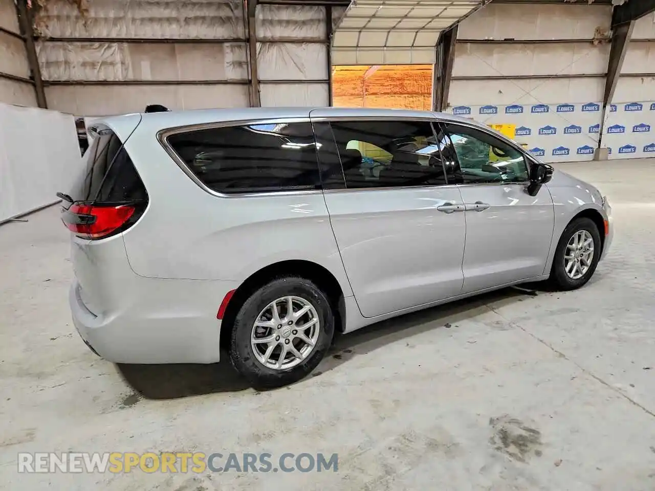 3 Photograph of a damaged car 2C4RC1BG3TR268386 CHRYSLER PACIFICA 2026