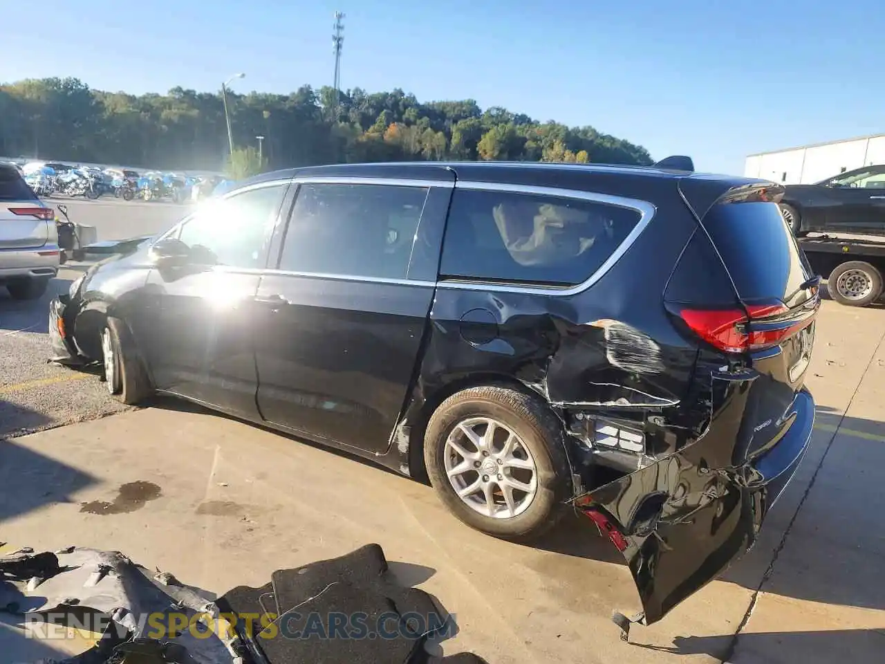 2 Фотография поврежденного автомобиля 2C4RC1BG6TR172283 CHRYSLER PACIFICA 2026