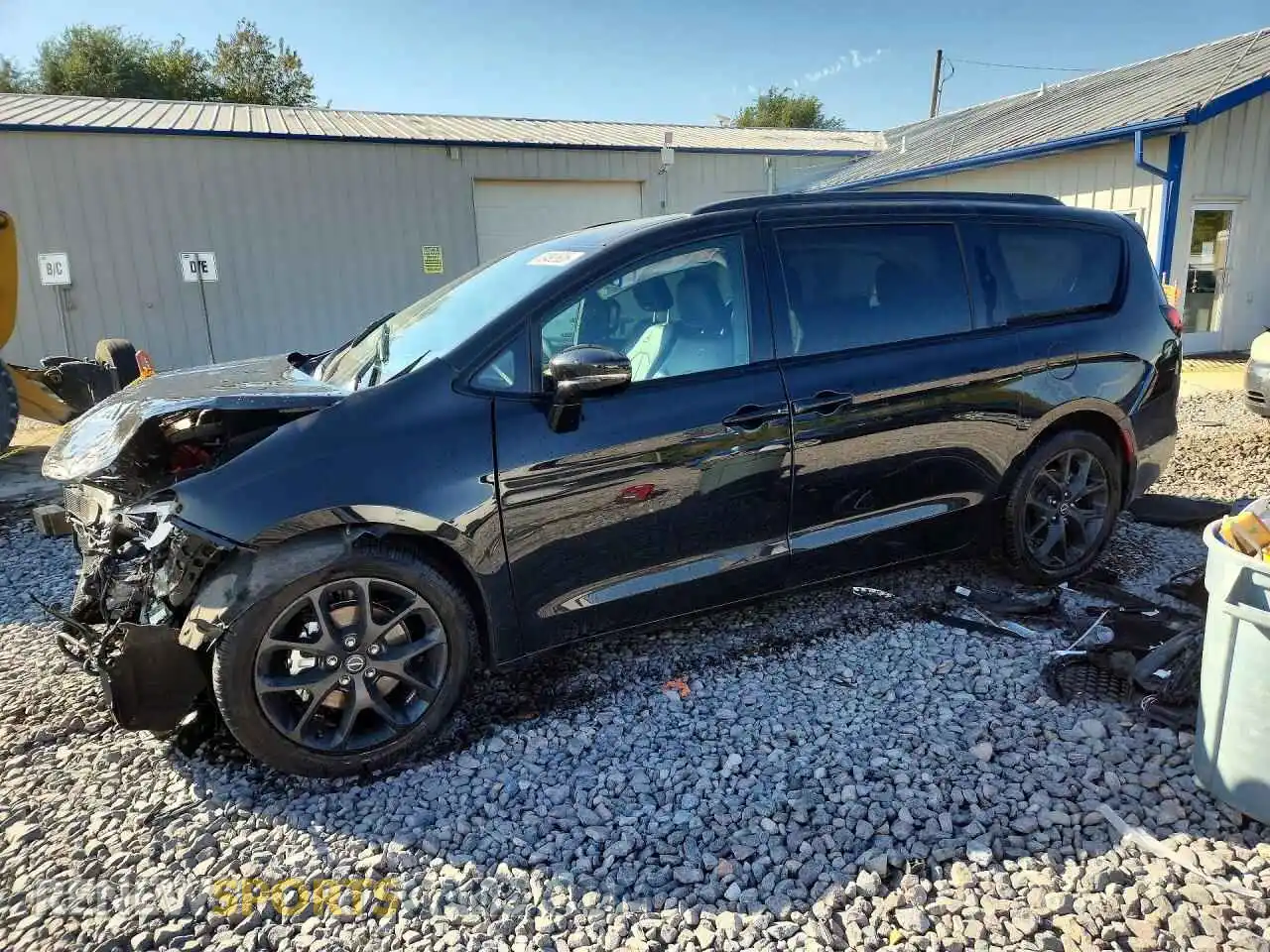 1 Photograph of a damaged car 2C4RC1BG6TR181419 CHRYSLER PACIFICA 2026
