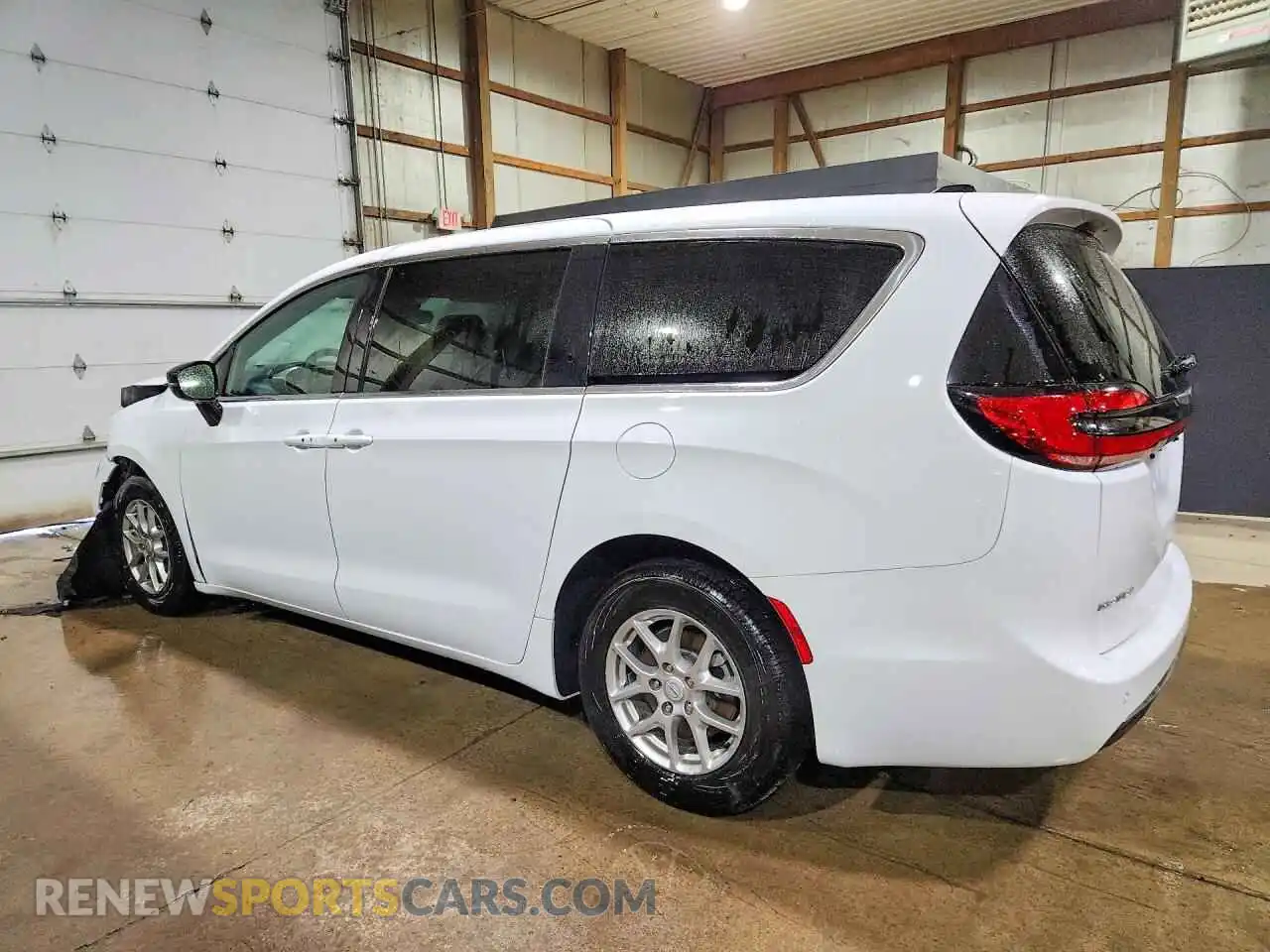 2 Photograph of a damaged car 2C4RC1BG6TR260606 CHRYSLER PACIFICA 2026