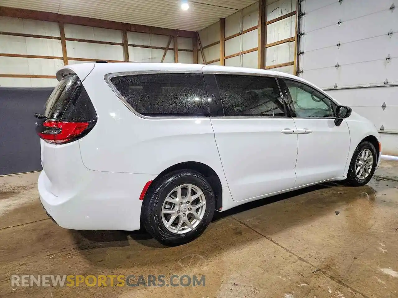 3 Photograph of a damaged car 2C4RC1BG6TR260606 CHRYSLER PACIFICA 2026
