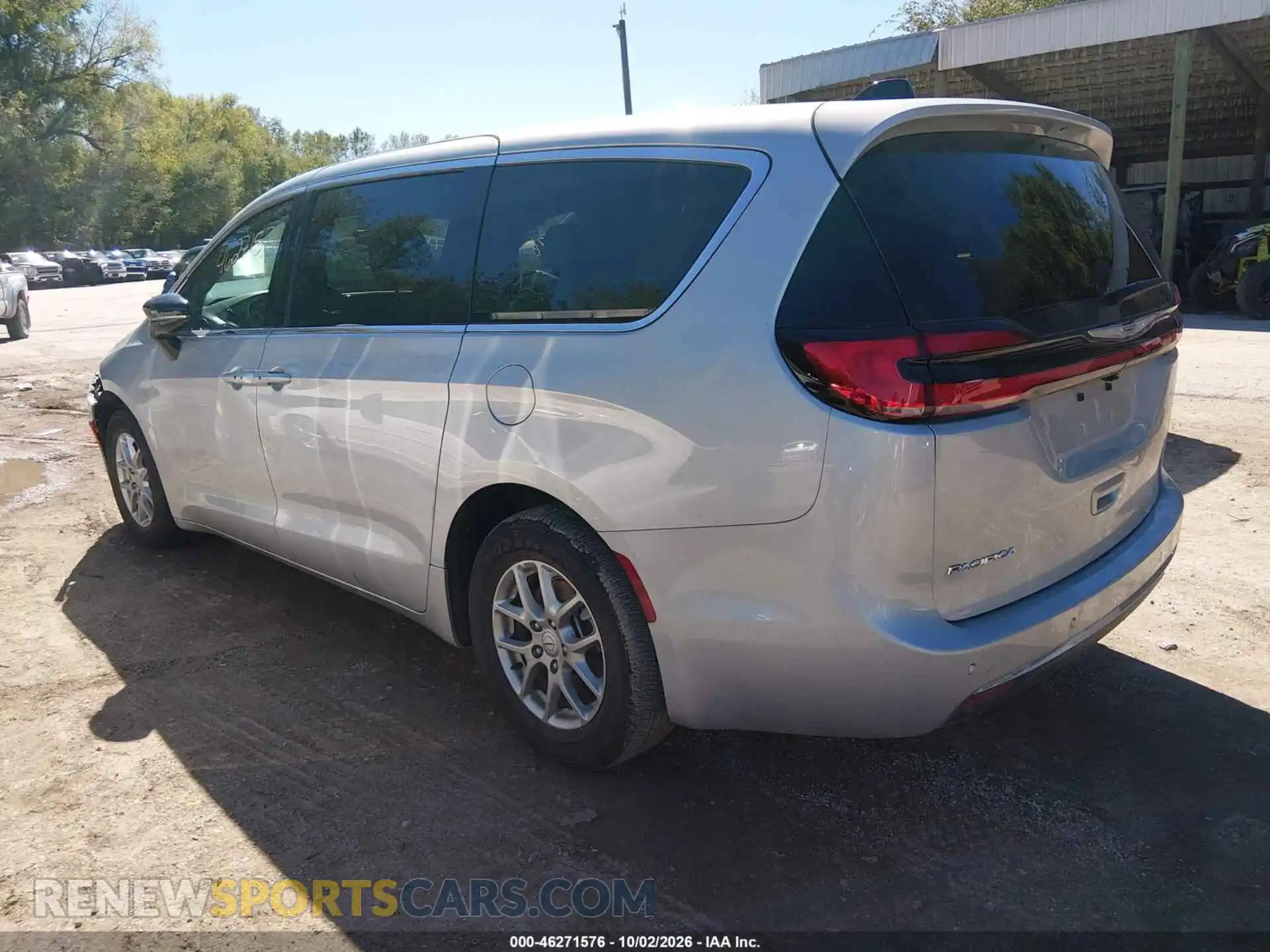 3 Photograph of a damaged car 2C4RC1BG6TR268348 CHRYSLER PACIFICA 2026