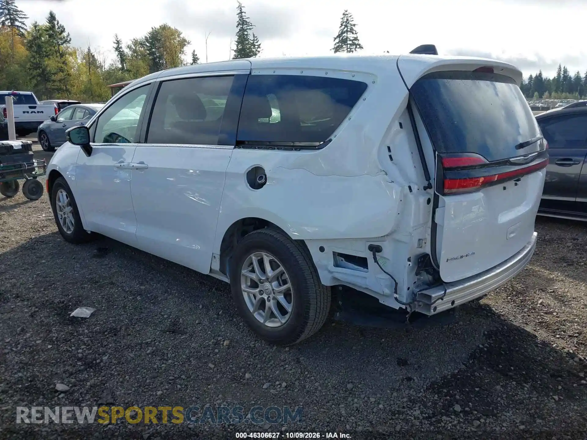 3 fotografías del automóvil dañado 2C4RC1BG8TR283594 CHRYSLER PACIFICA 2026