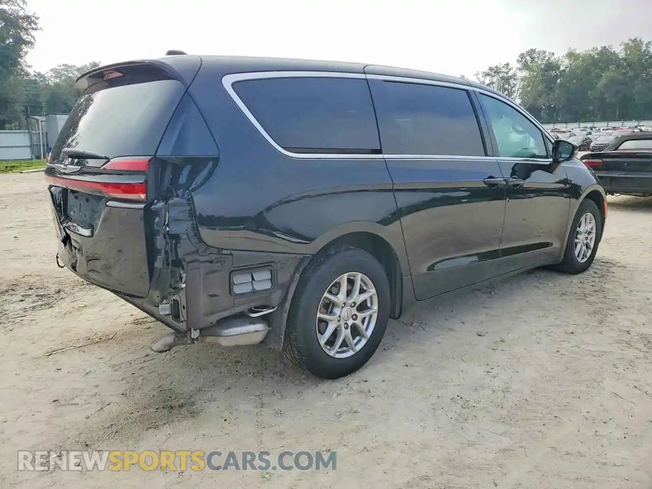 3 Photograph of a damaged car 2C4RC1BGXTR187076 CHRYSLER PACIFICA 2026
