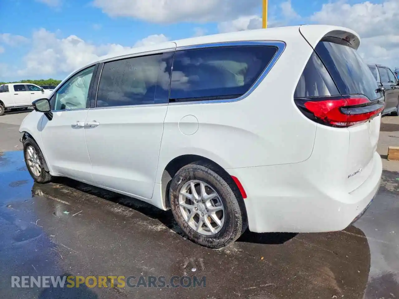 2 Photograph of a damaged car 2C4RC1BGXTR272158 CHRYSLER PACIFICA 2026
