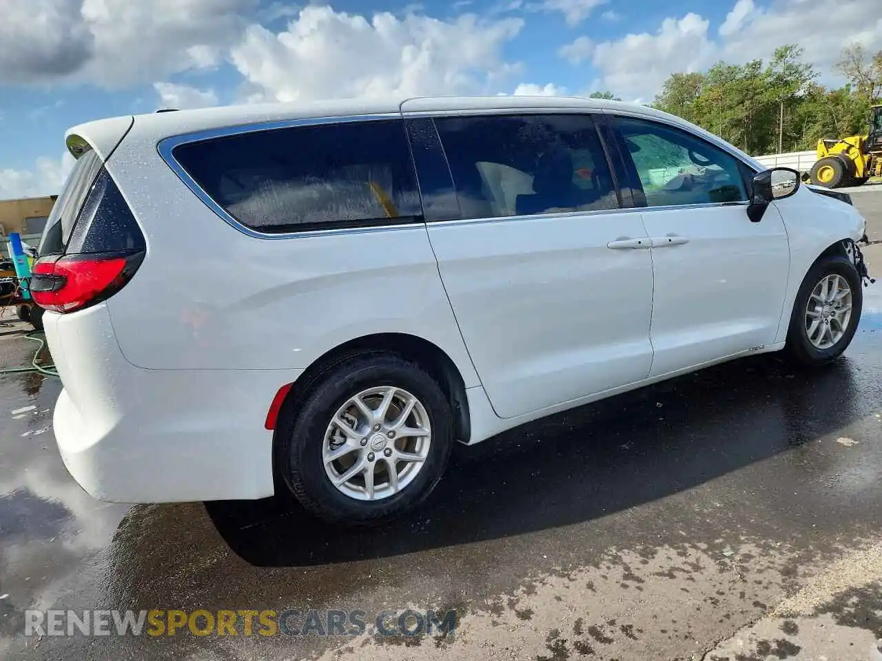 3 Photograph of a damaged car 2C4RC1BGXTR272158 CHRYSLER PACIFICA 2026