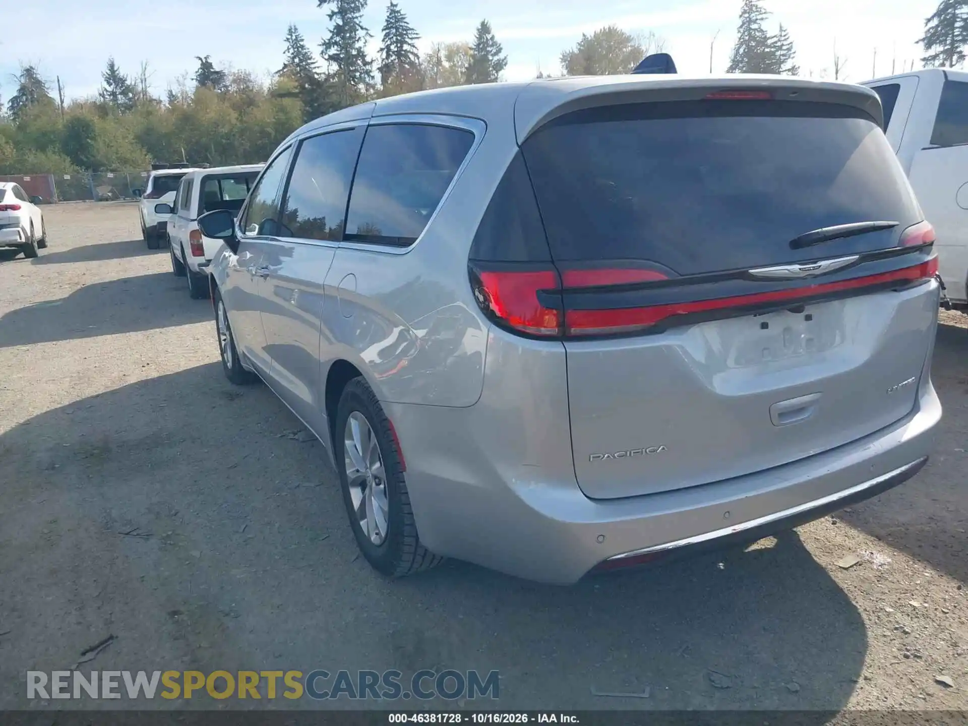 3 Photograph of a damaged car 2C4RC1GG0TR182509 CHRYSLER PACIFICA 2026