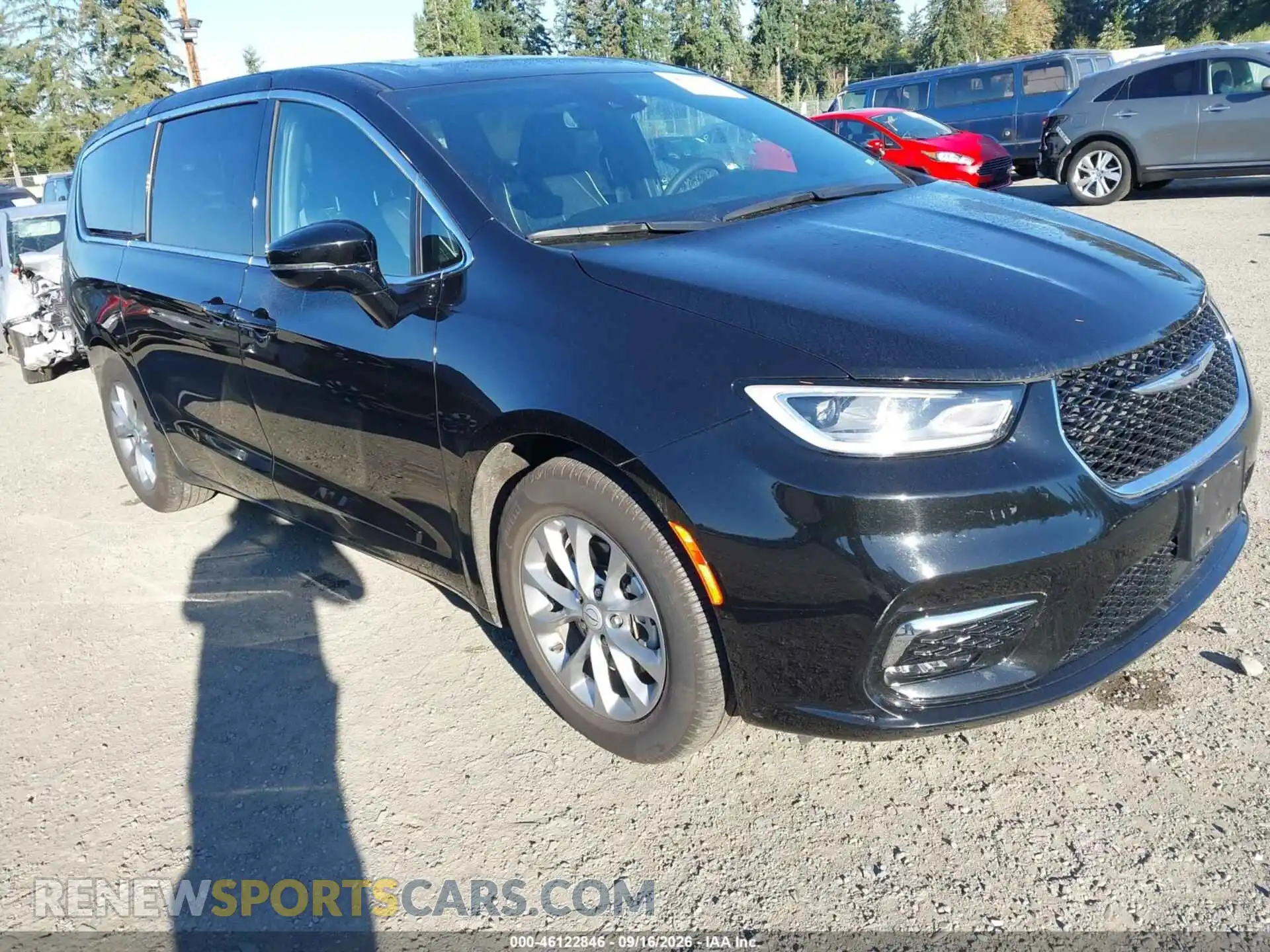 1 Photograph of a damaged car 2C4RC1GG3TR195884 CHRYSLER PACIFICA 2026