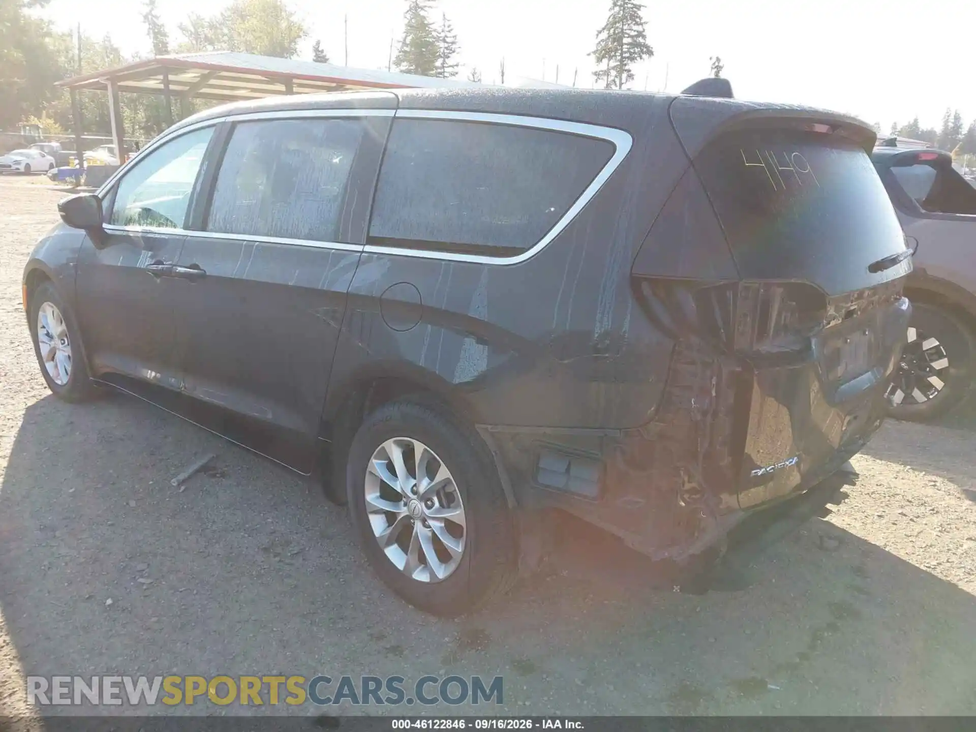3 Photograph of a damaged car 2C4RC1GG3TR195884 CHRYSLER PACIFICA 2026