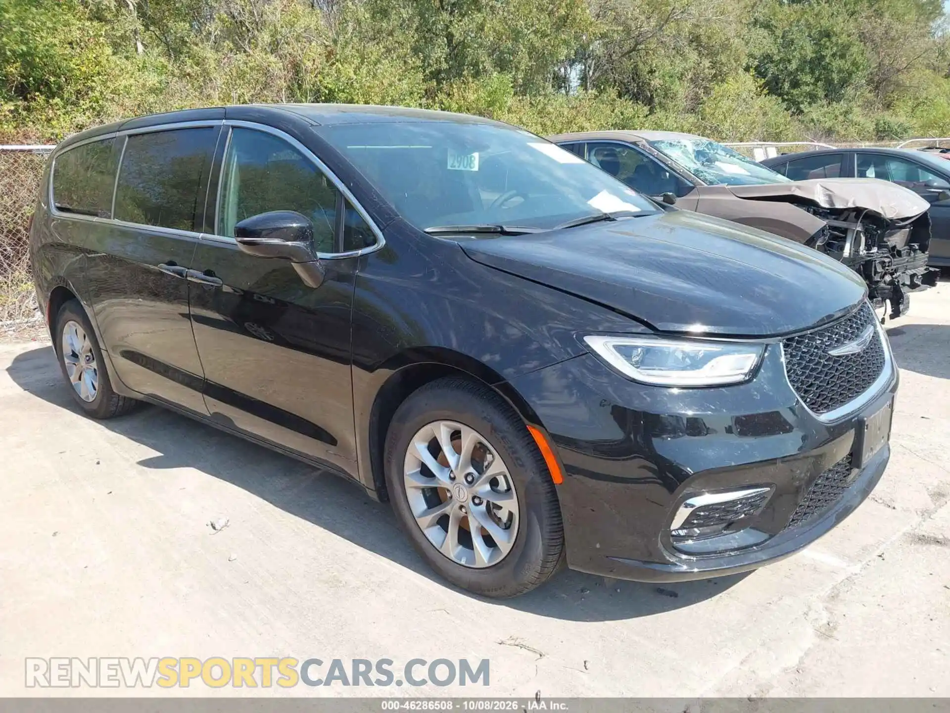 1 Photograph of a damaged car 2C4RC1GG3TR283317 CHRYSLER PACIFICA 2026