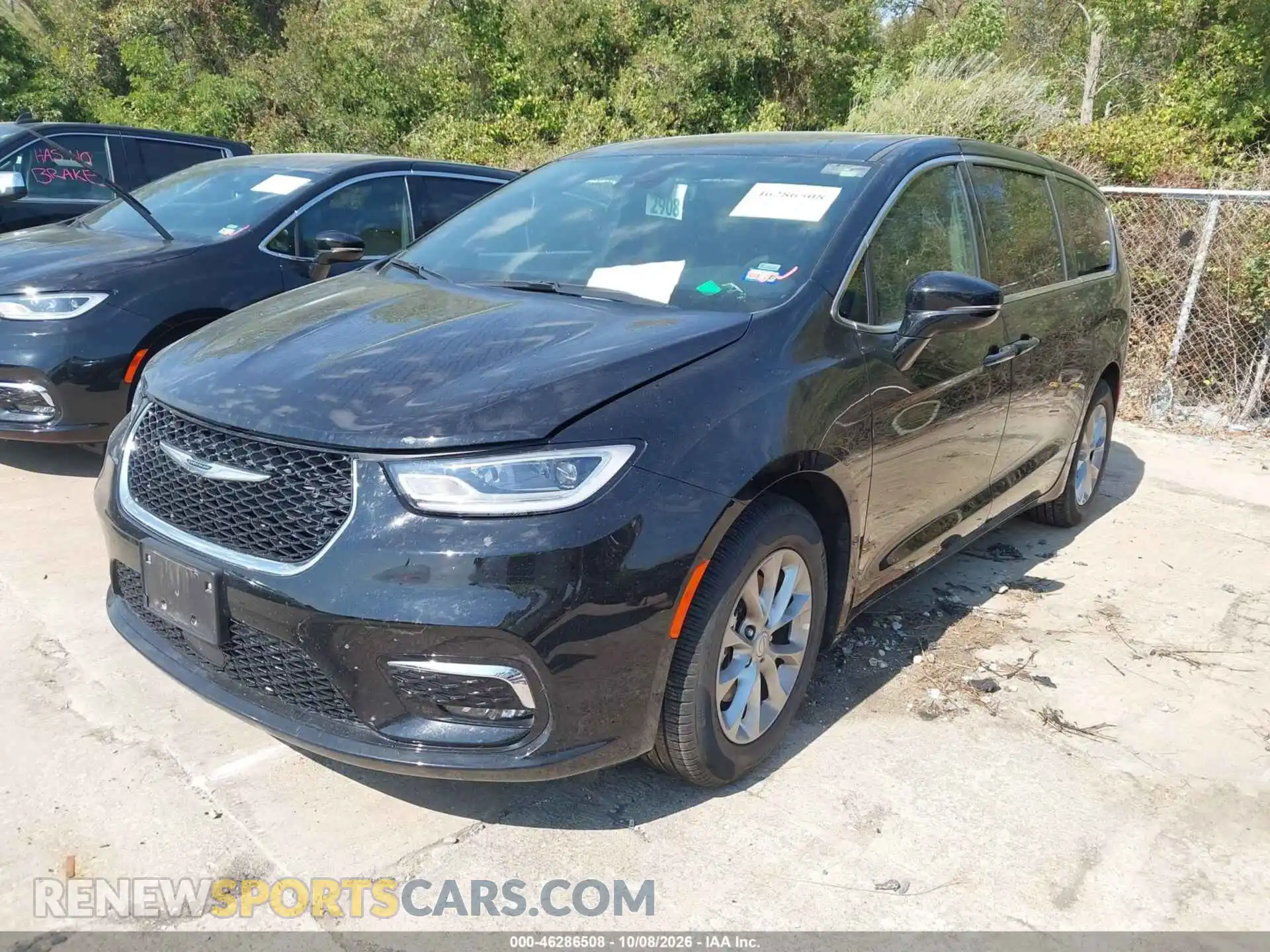 2 Photograph of a damaged car 2C4RC1GG3TR283317 CHRYSLER PACIFICA 2026