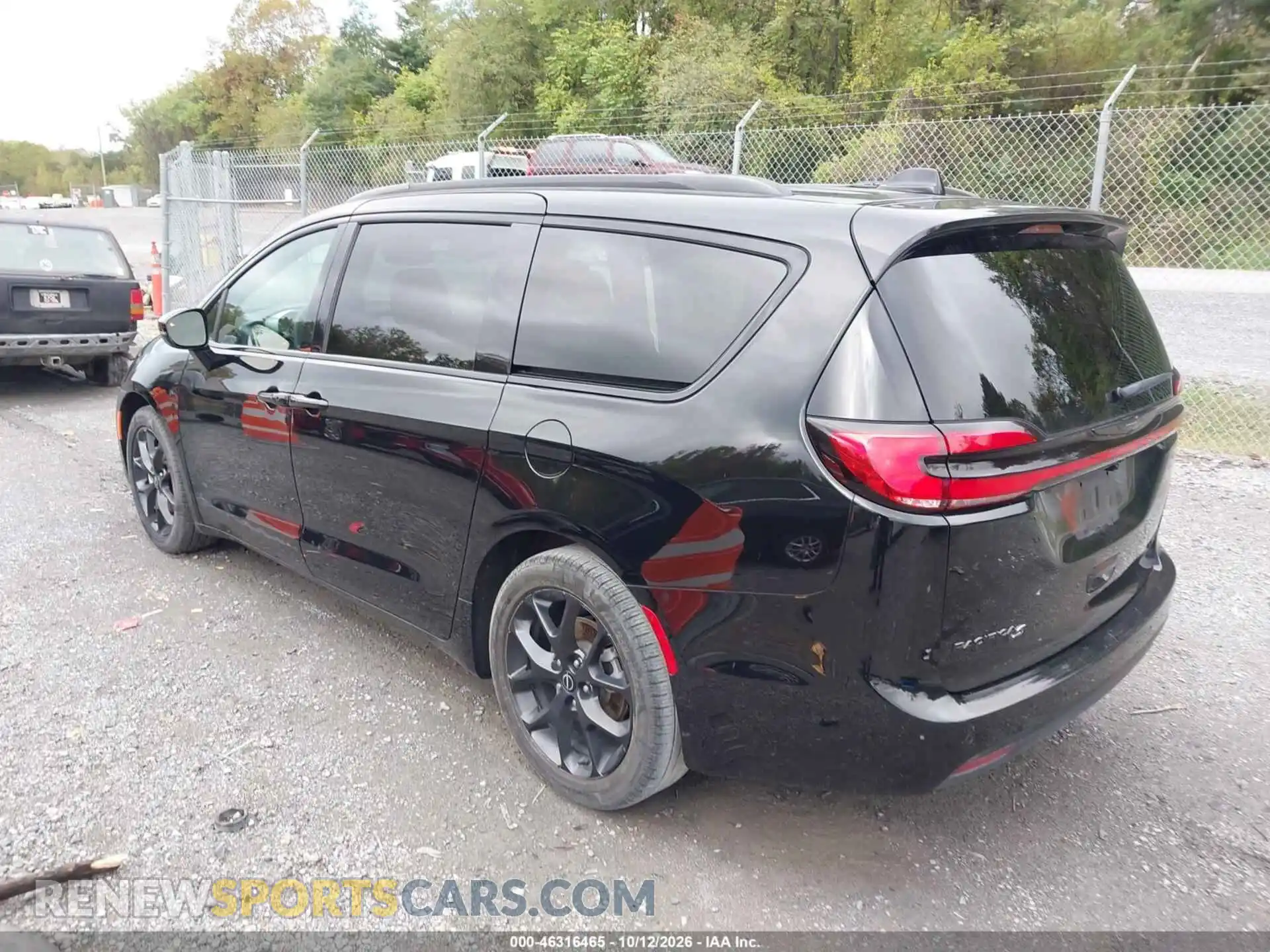 3 fotografías del automóvil dañado 2C4RC1GG7TR161849 CHRYSLER PACIFICA 2026