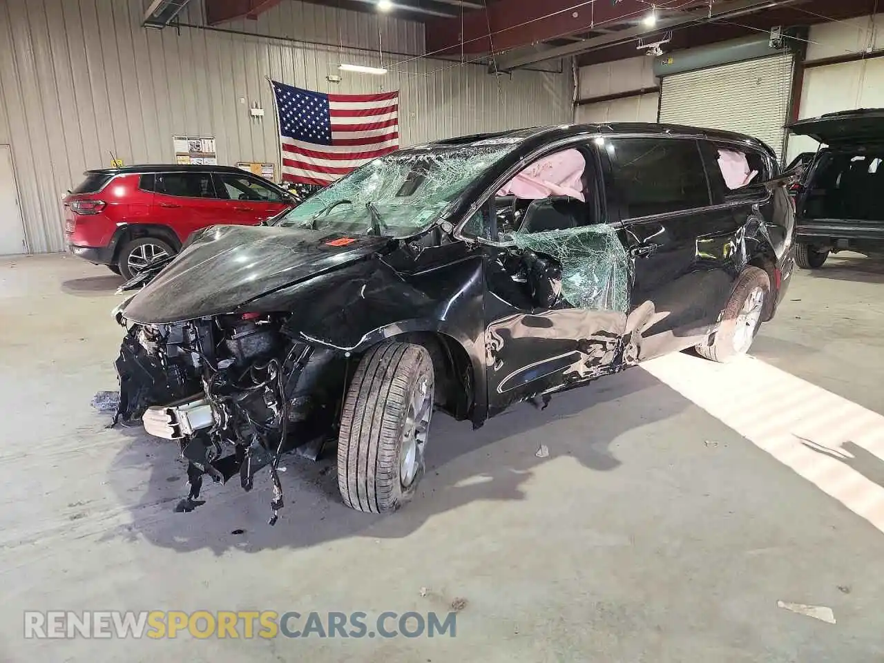 1 Photograph of a damaged car 2C4RC1GG7TR239451 CHRYSLER PACIFICA 2026