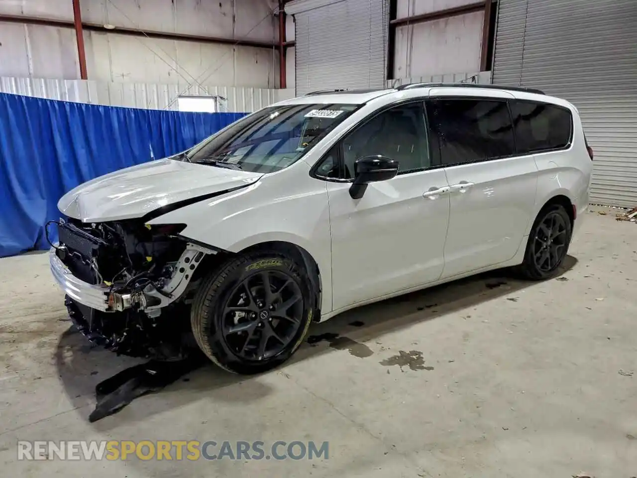 1 Photograph of a damaged car 2C4RC1GG9TR162534 CHRYSLER PACIFICA 2026