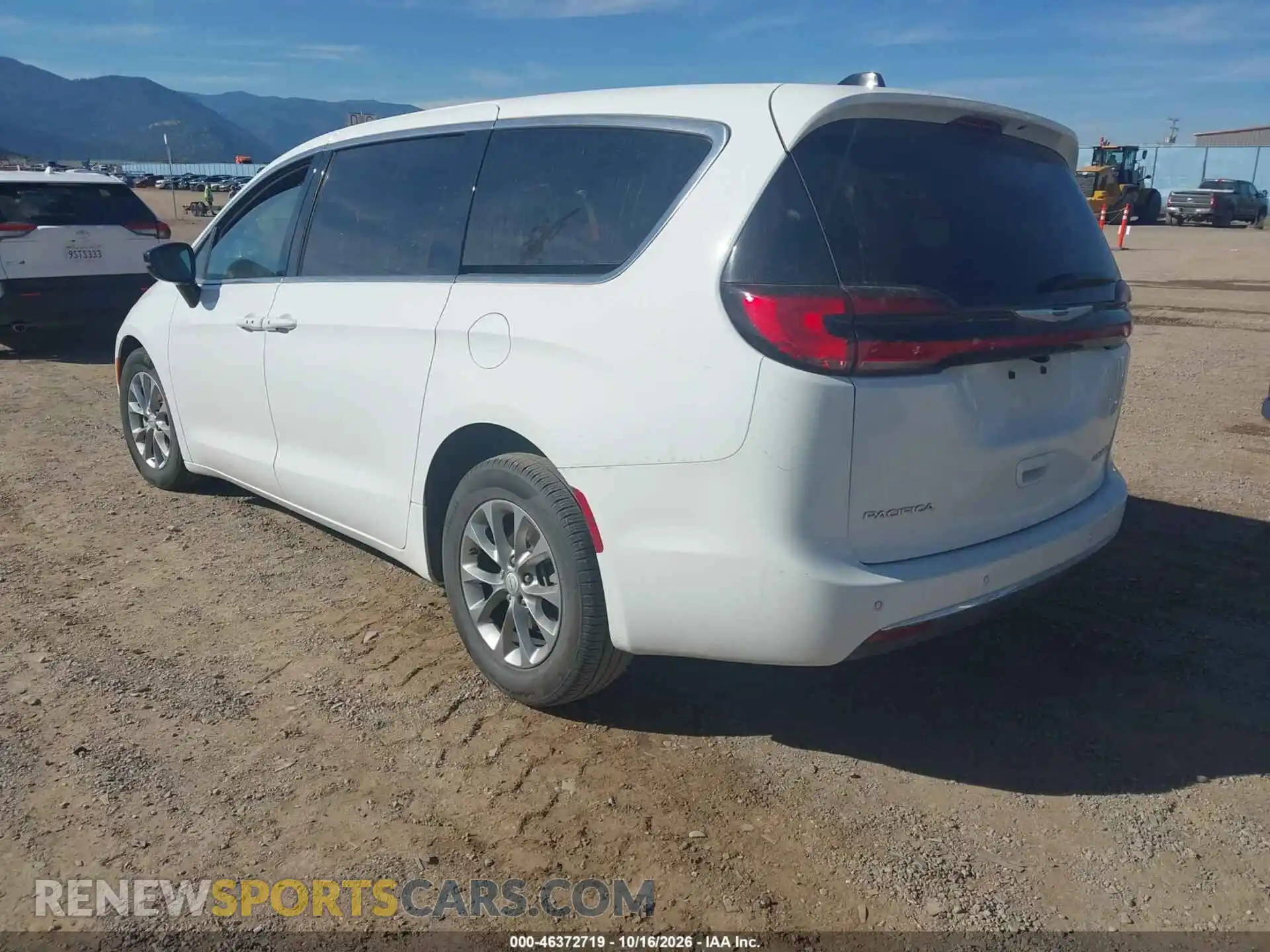 3 Photograph of a damaged car 2C4RC1GGXTR182047 CHRYSLER PACIFICA 2026