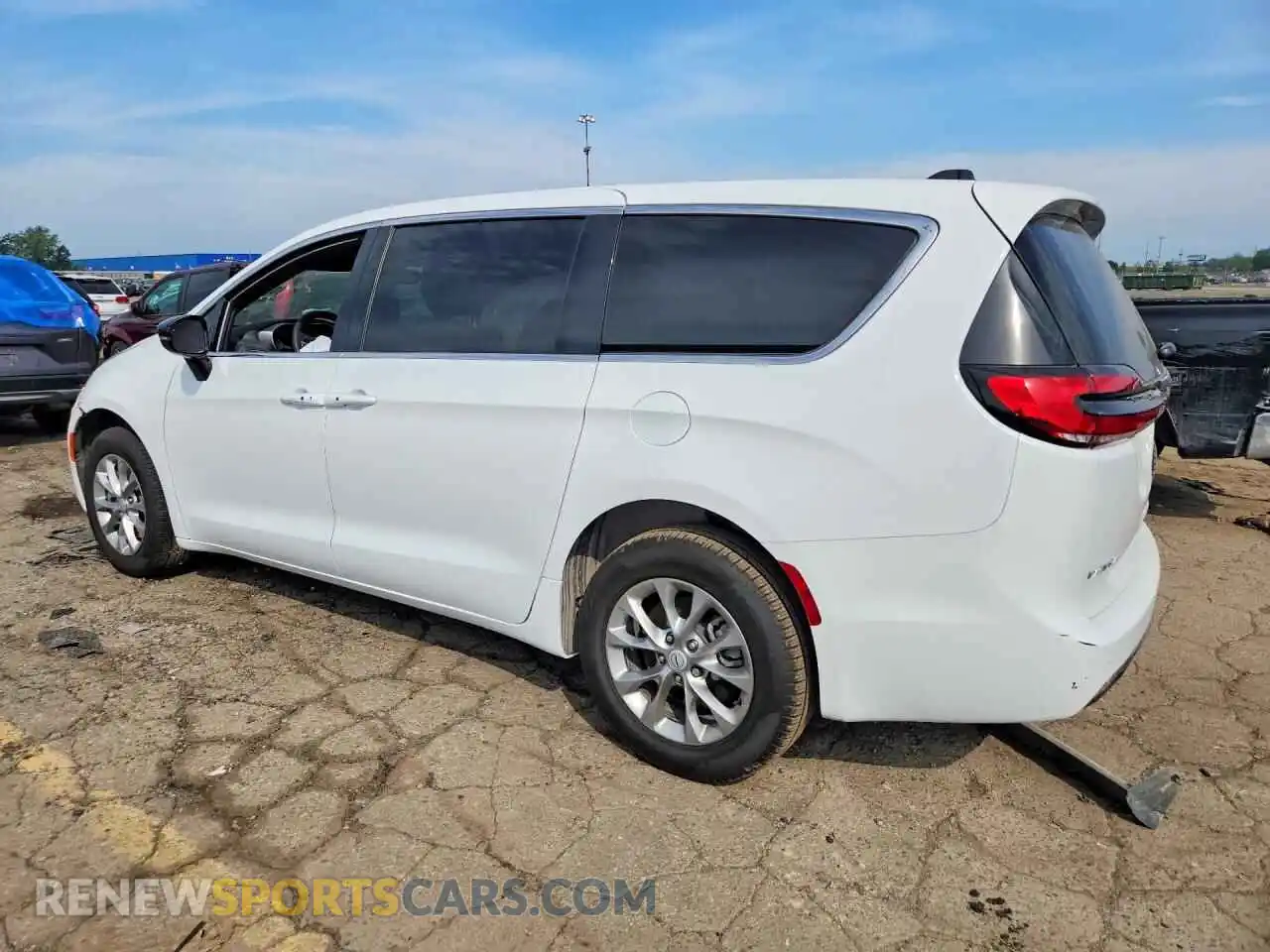 2 Photograph of a damaged car 2C4RC3BG1TR174180 CHRYSLER PACIFICA 2026