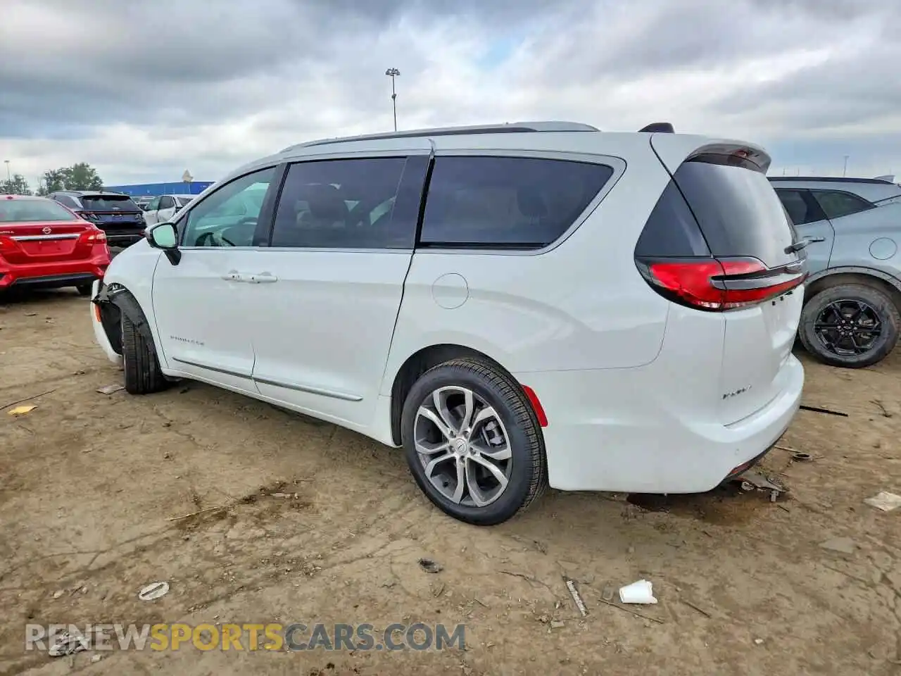 2 Photograph of a damaged car 2C4RC3PG4TR228189 CHRYSLER PACIFICA 2026