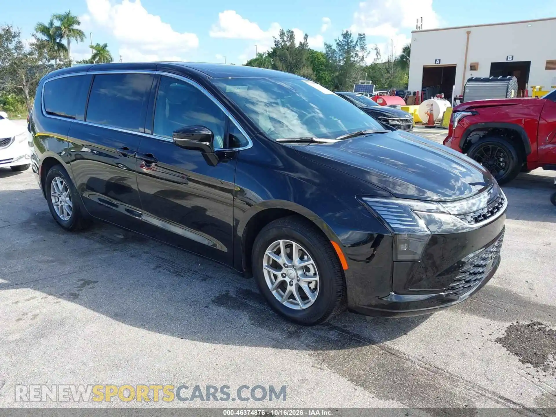 1 Photograph of a damaged car 2C4RC1BG0VR573346 CHRYSLER PACIFICA 2027