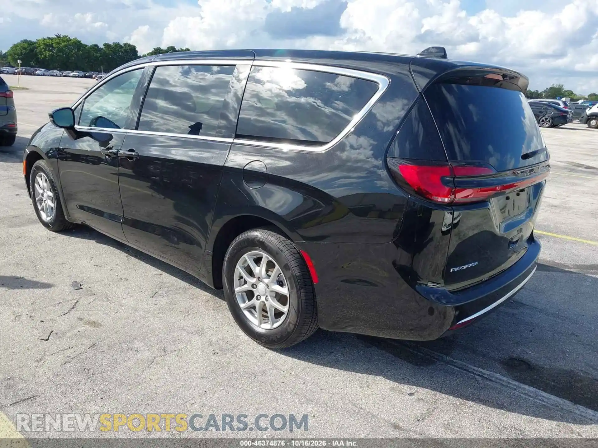 3 Photograph of a damaged car 2C4RC1BG0VR573346 CHRYSLER PACIFICA 2027