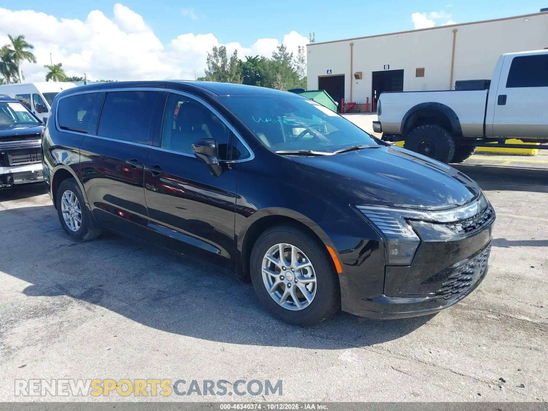 1 Photograph of a damaged car 2C4RC1BG0VR612694 CHRYSLER PACIFICA 2027