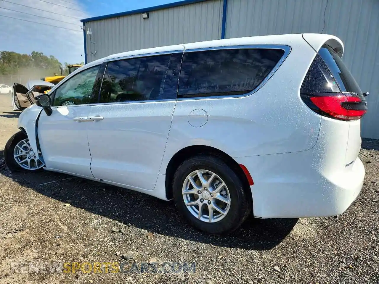 2 Photograph of a damaged car 2C4RC1BG3VR619199 CHRYSLER PACIFICA 2027