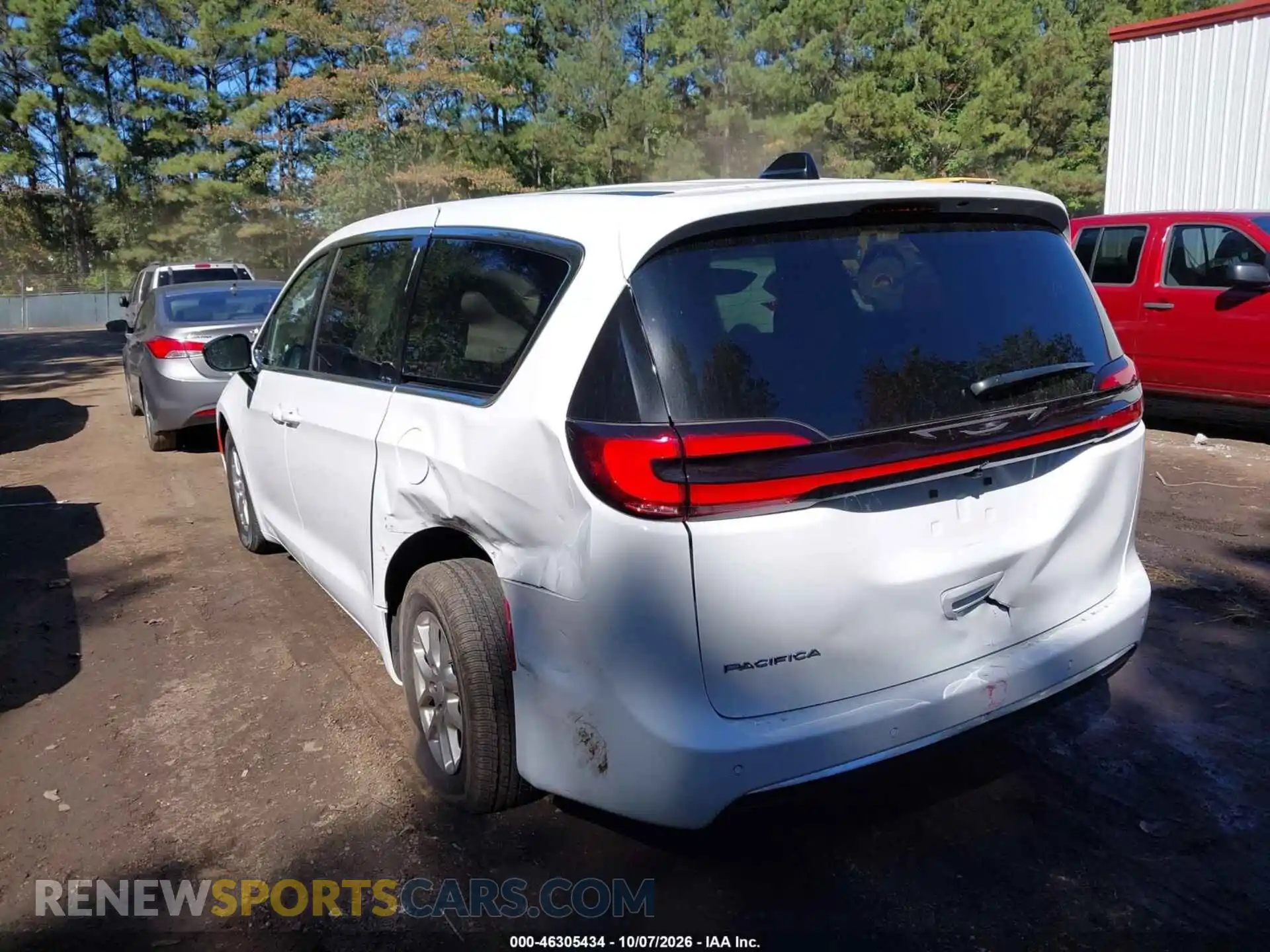 3 fotografías del automóvil dañado 2C4RC1BG4VR590893 CHRYSLER PACIFICA 2027