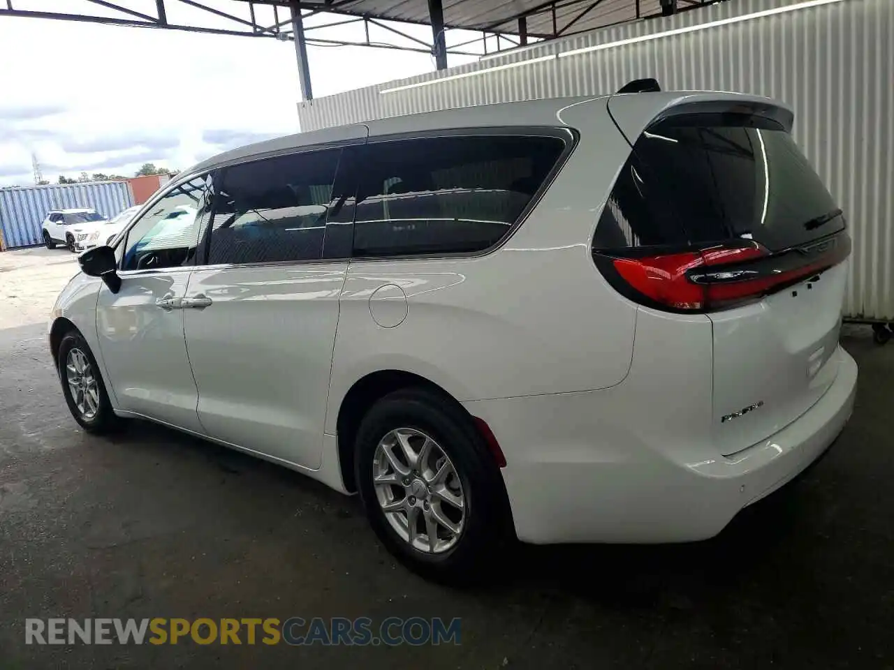2 Фотография поврежденного автомобиля 2C4RC1BG9VR579890 CHRYSLER PACIFICA 2027