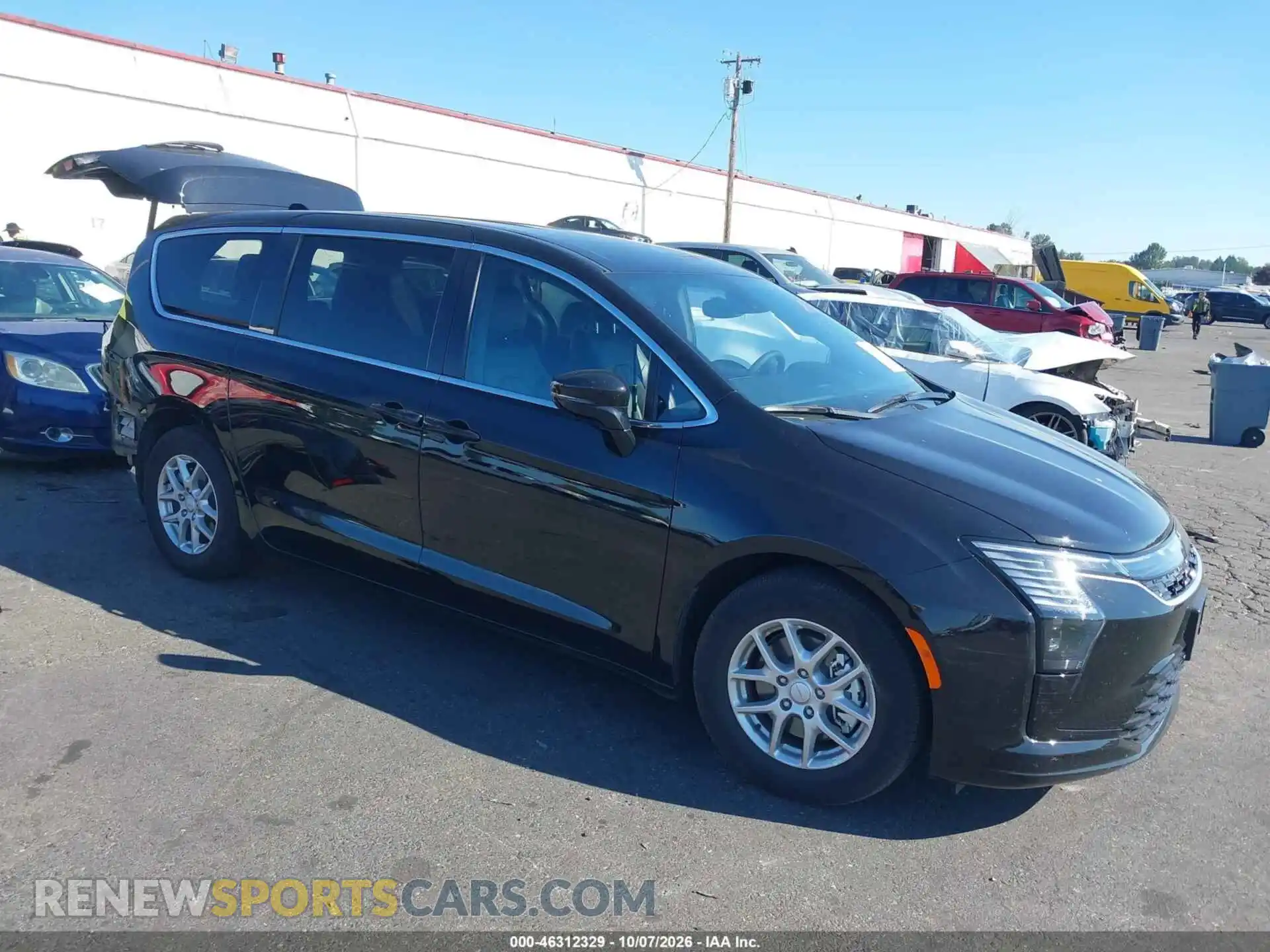 1 Photograph of a damaged car 2C4RC1BGXVR576142 CHRYSLER PACIFICA 2027