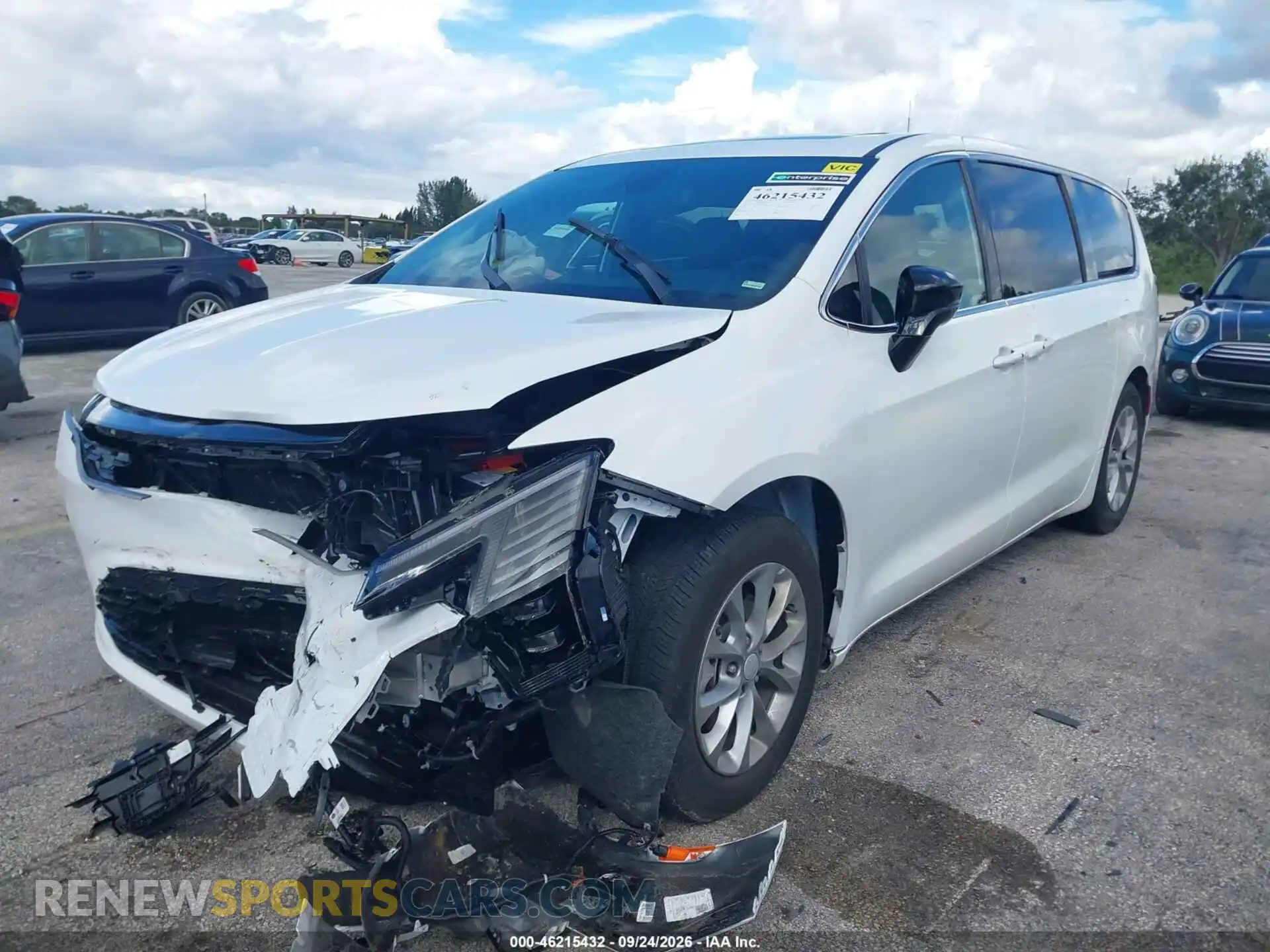 2 Photograph of a damaged car 2C4RC1GG7VR574695 CHRYSLER PACIFICA 2027