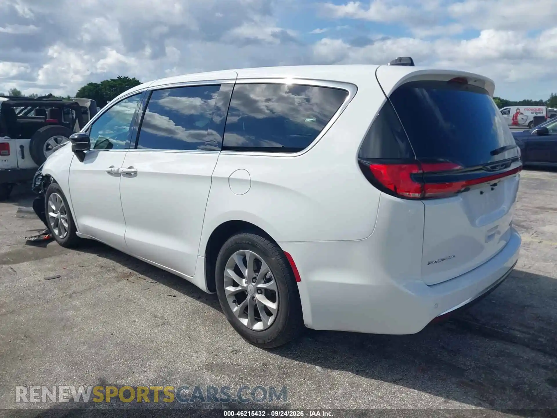 3 Photograph of a damaged car 2C4RC1GG7VR574695 CHRYSLER PACIFICA 2027