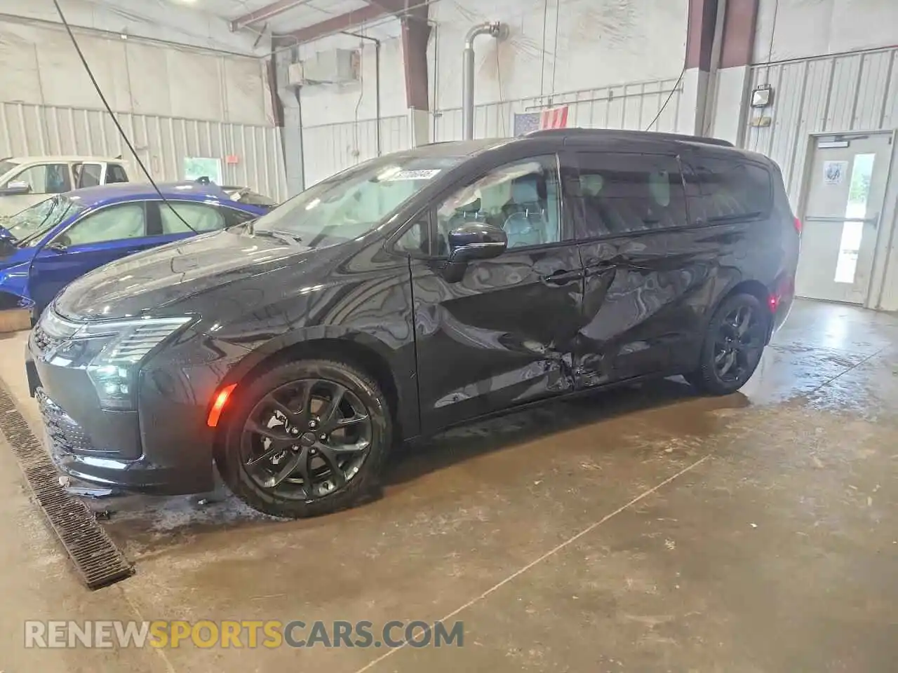 1 Photograph of a damaged car 2C4RC1GG9VR583981 CHRYSLER PACIFICA 2027