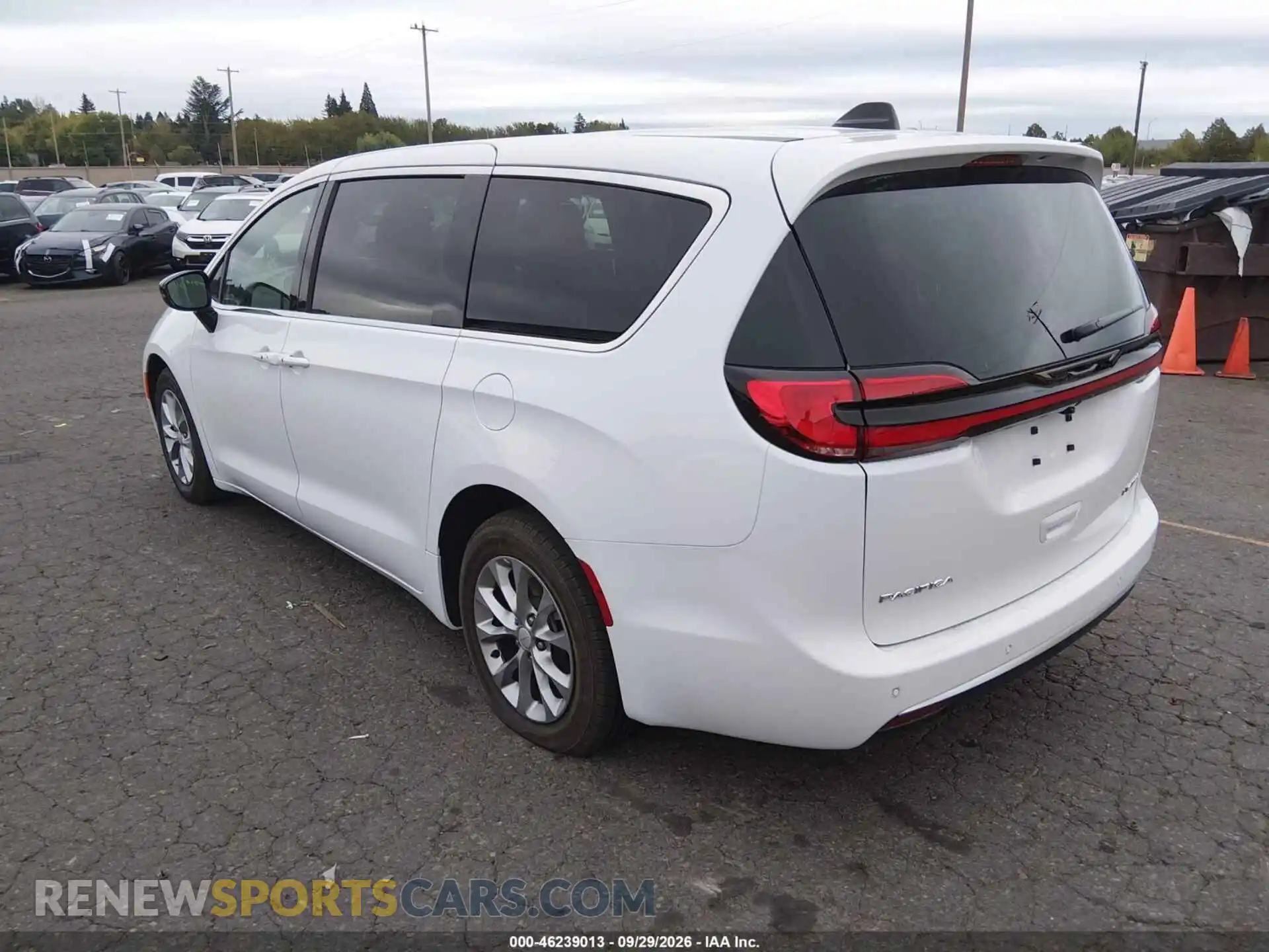 3 Фотография поврежденного автомобиля 2C4RC1GGXVR587313 CHRYSLER PACIFICA 2027