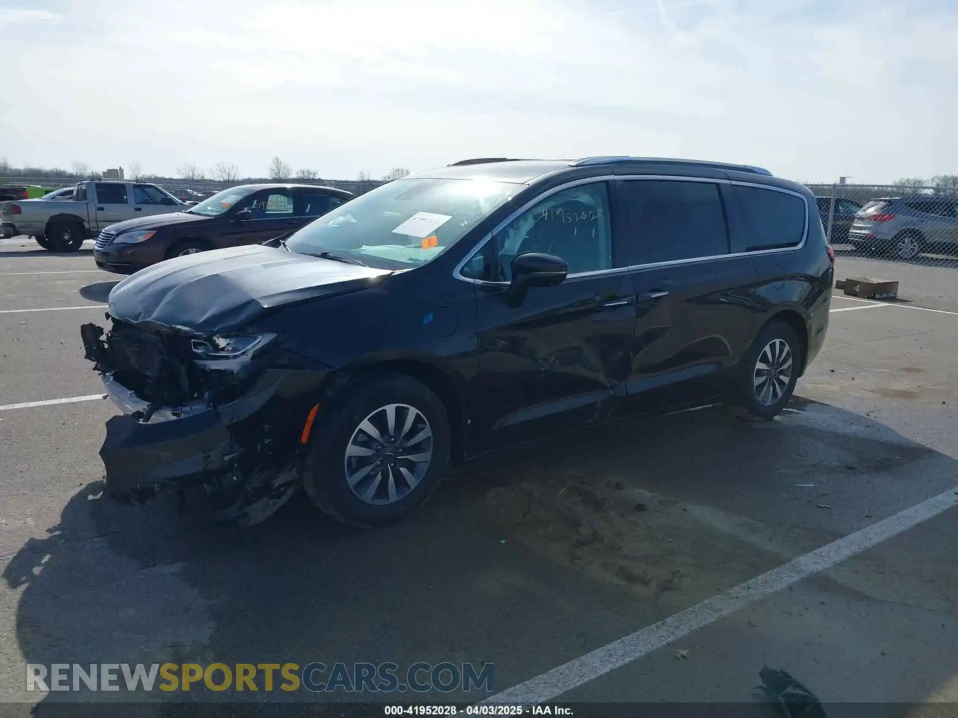 2 Photograph of a damaged car 2C4RC1L73MR586072 CHRYSLER PACIFICA HYBRID 2021