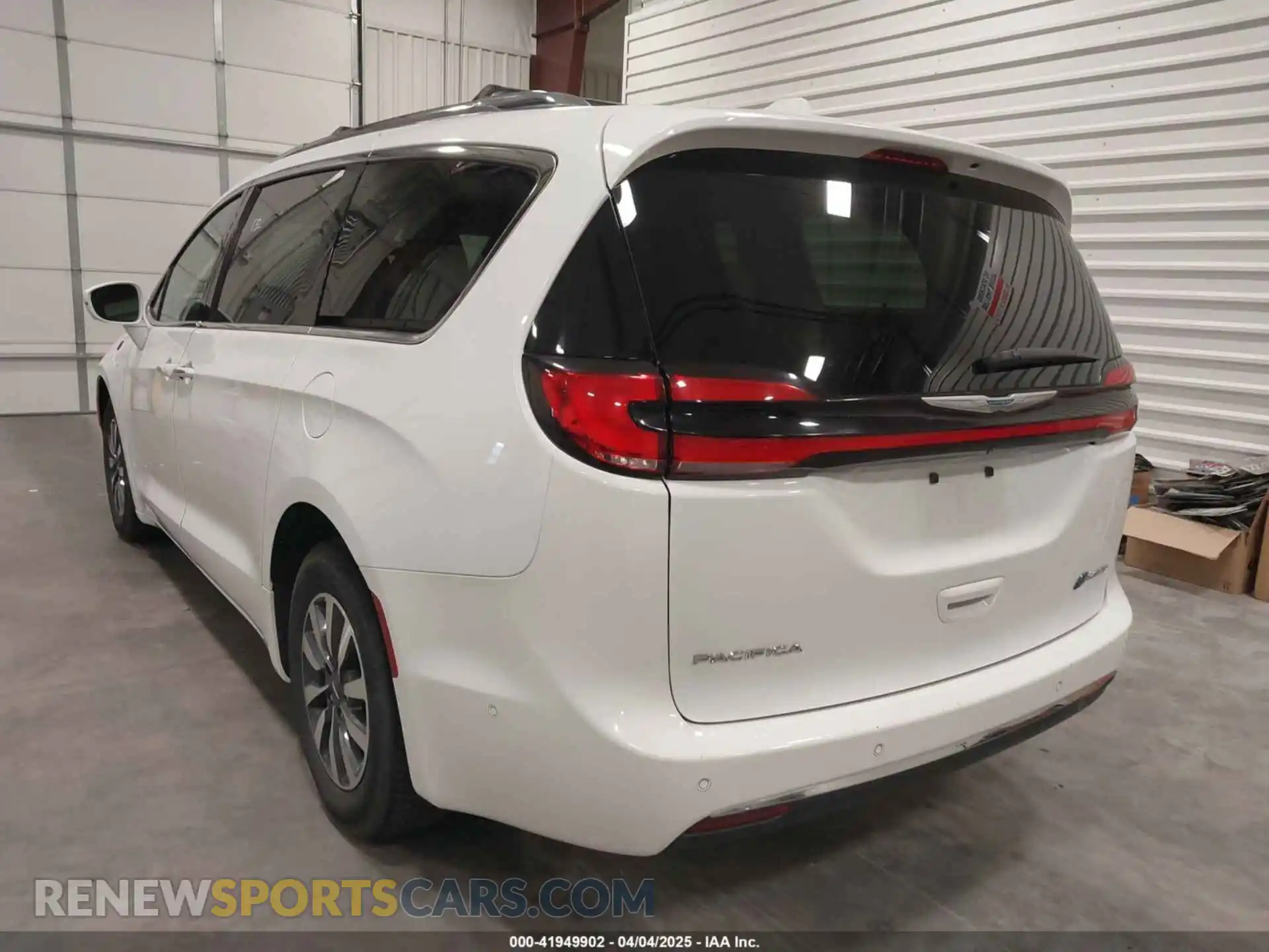 3 Photograph of a damaged car 2C4RC1L79MR602727 CHRYSLER PACIFICA HYBRID 2021
